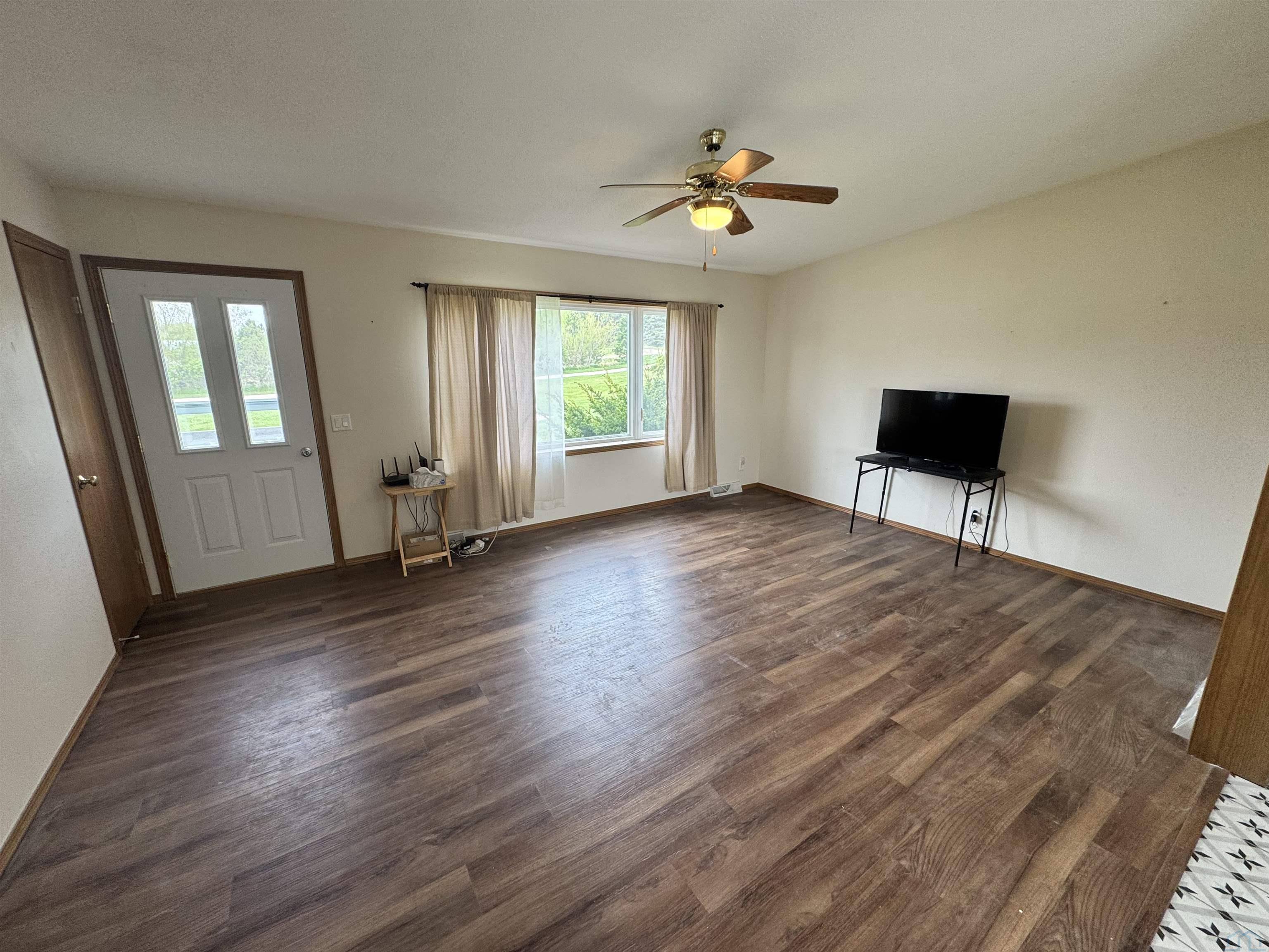 MLS #832906