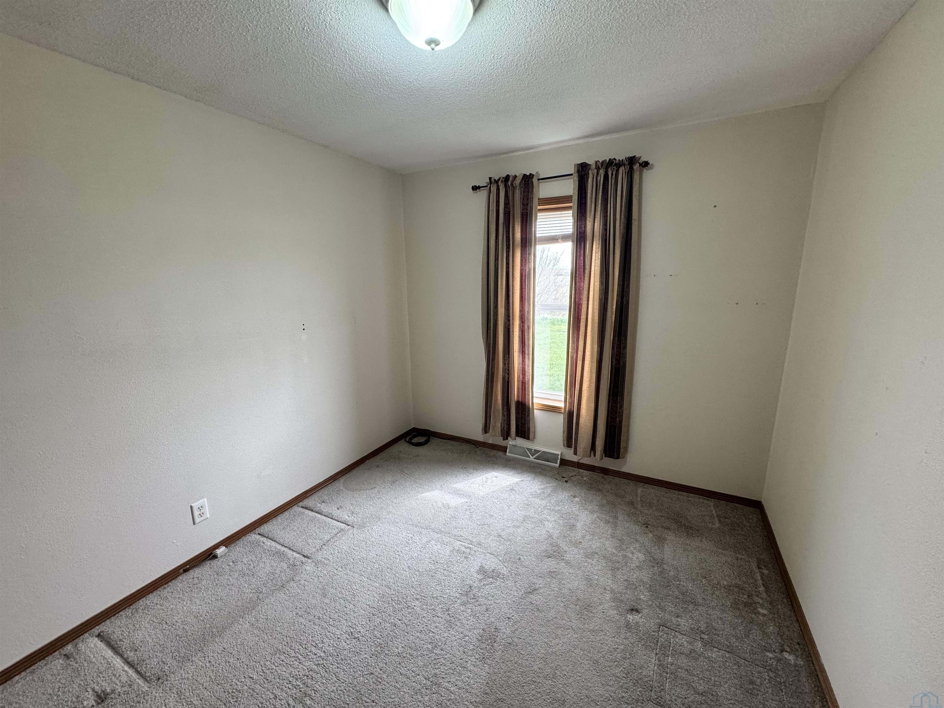 MLS #832906