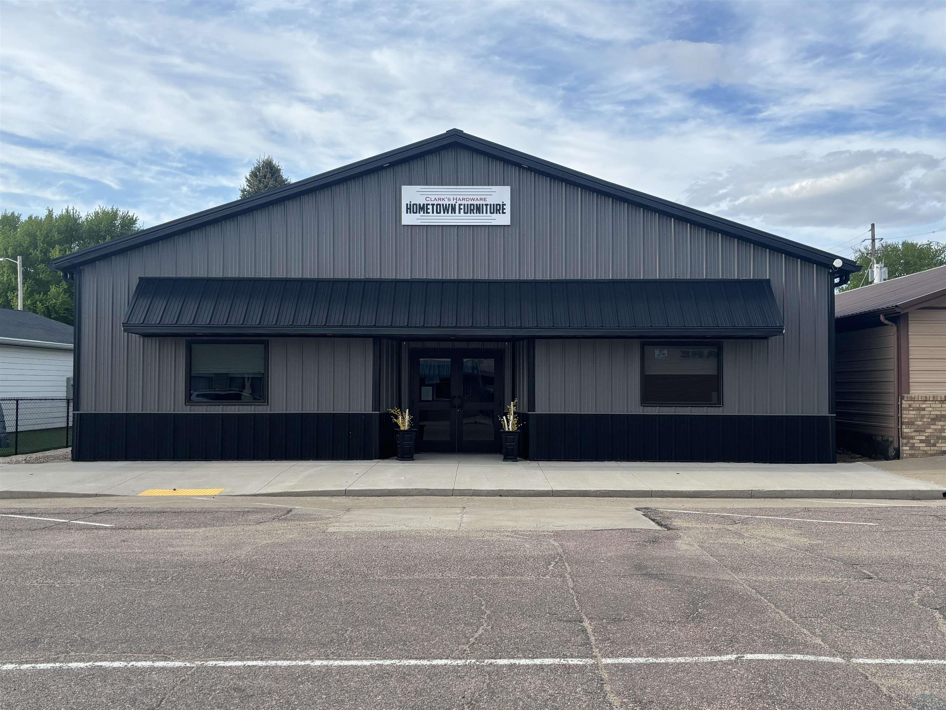 23 2ND ST W, Kingsley, IA 51028 
