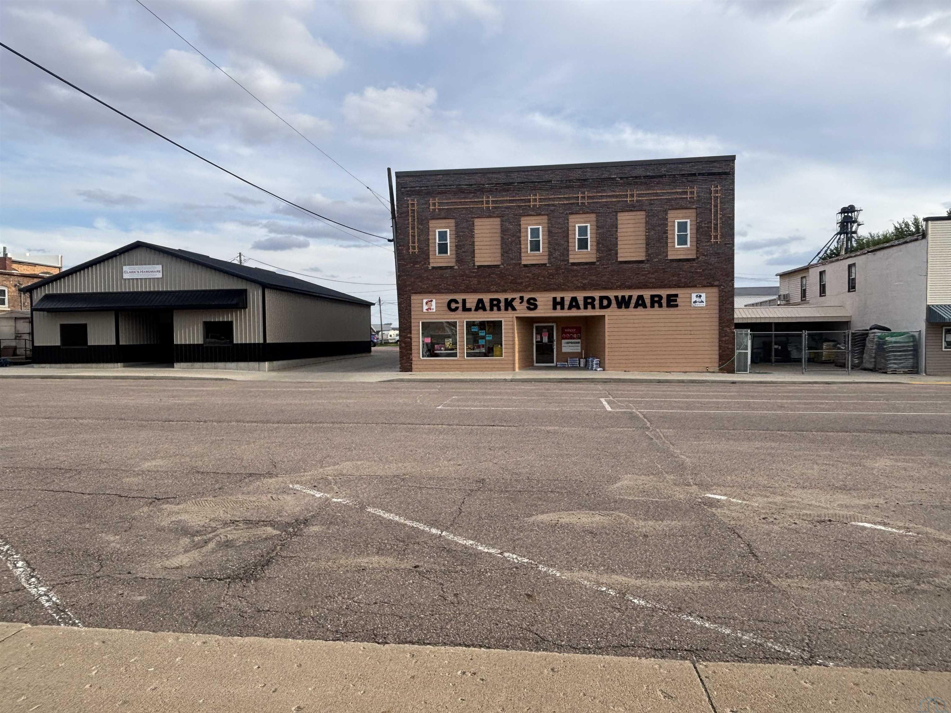 20 2ND ST W, Kingsley, IA 51028 
