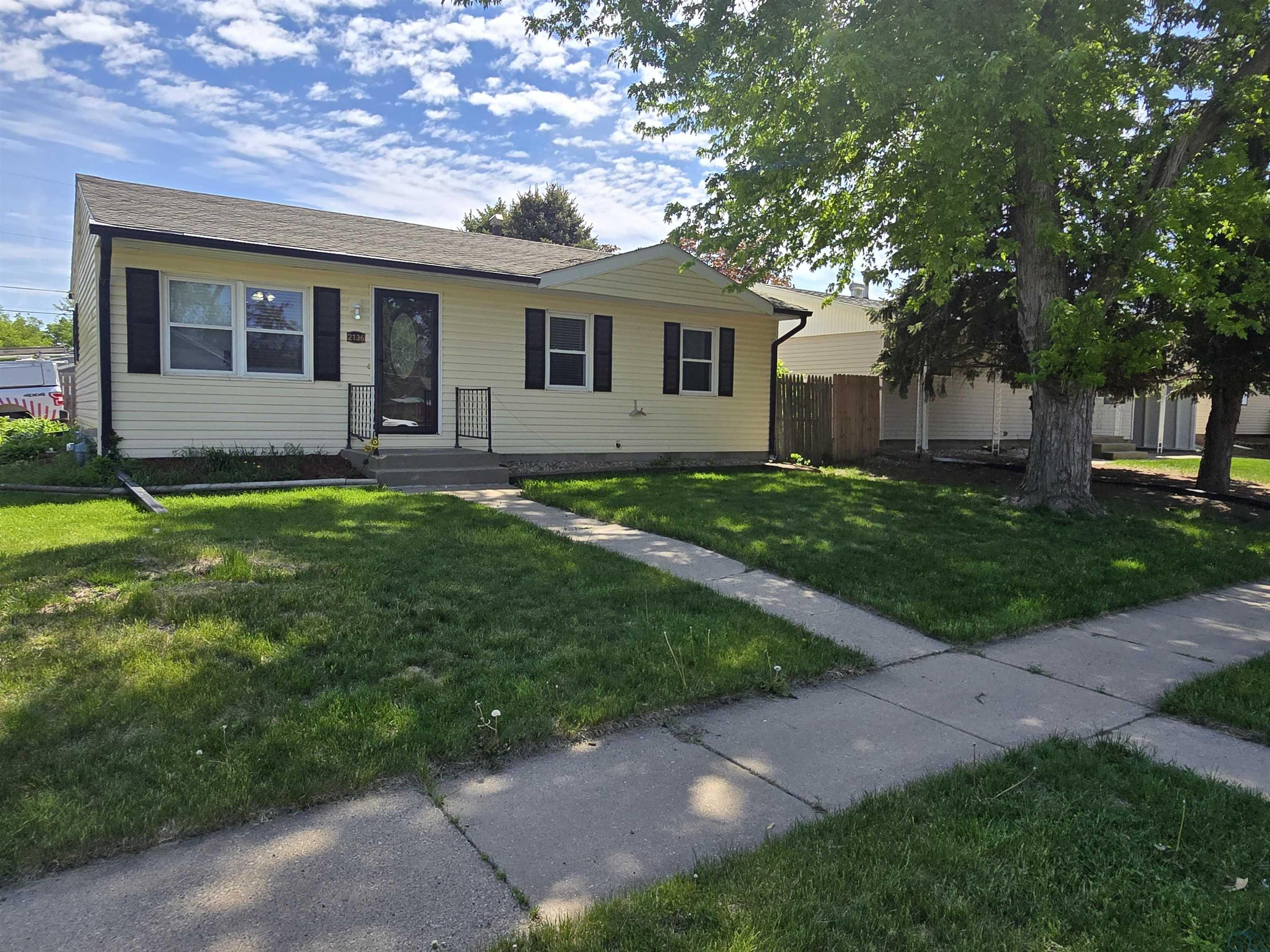 2136 HANFORD ST, Sioux City, IA 51109 