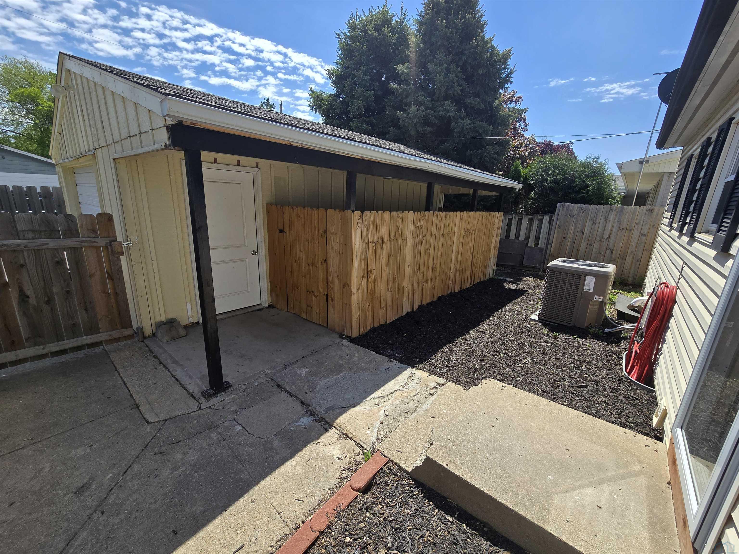 MLS #832927