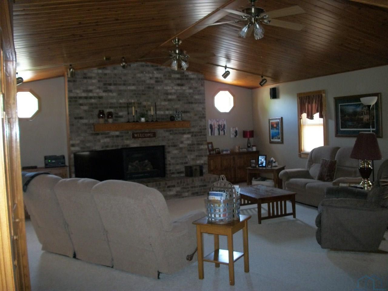 MLS #832941