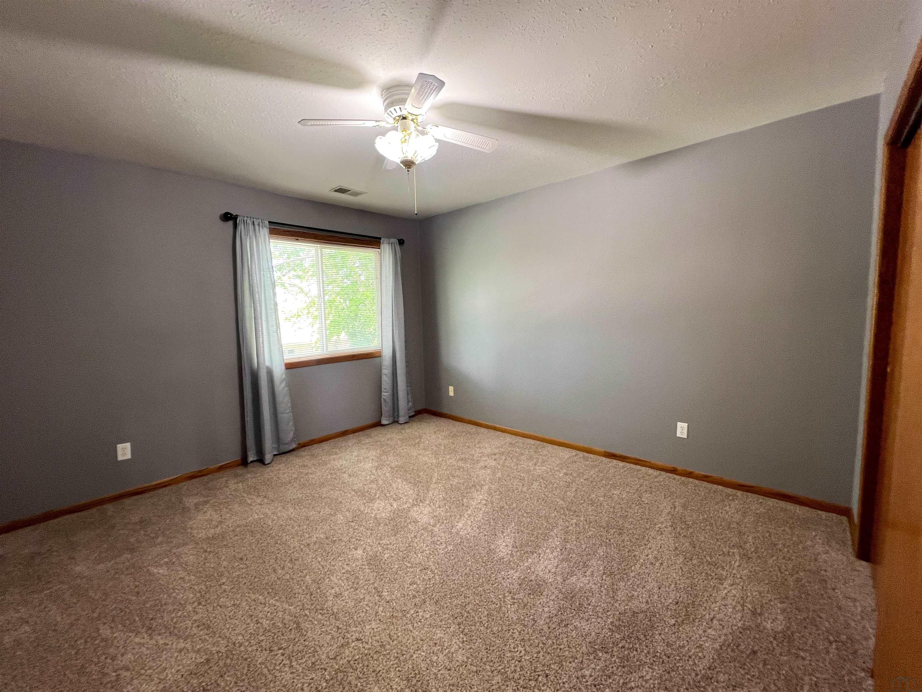 MLS #832952