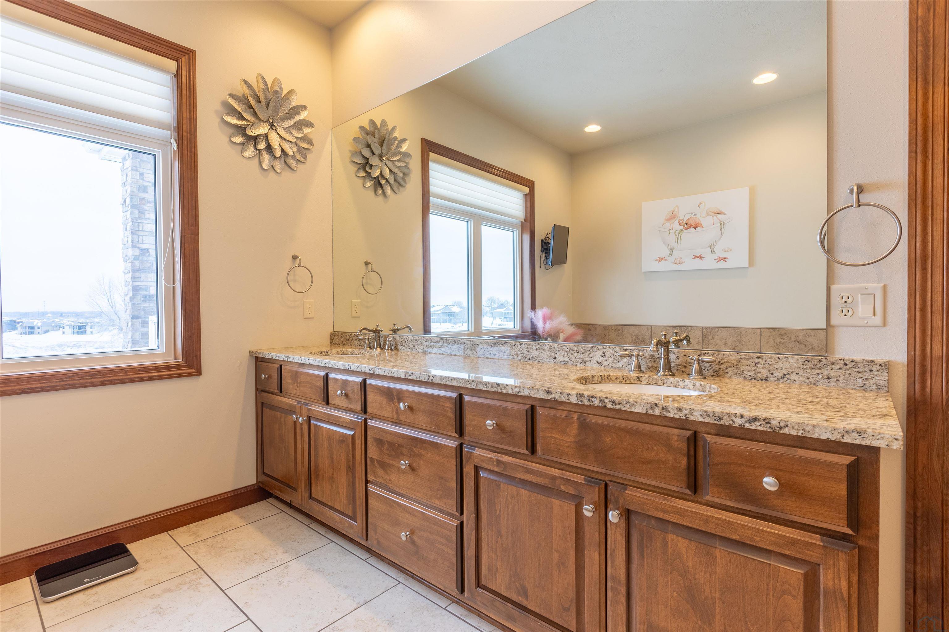 MLS #832953