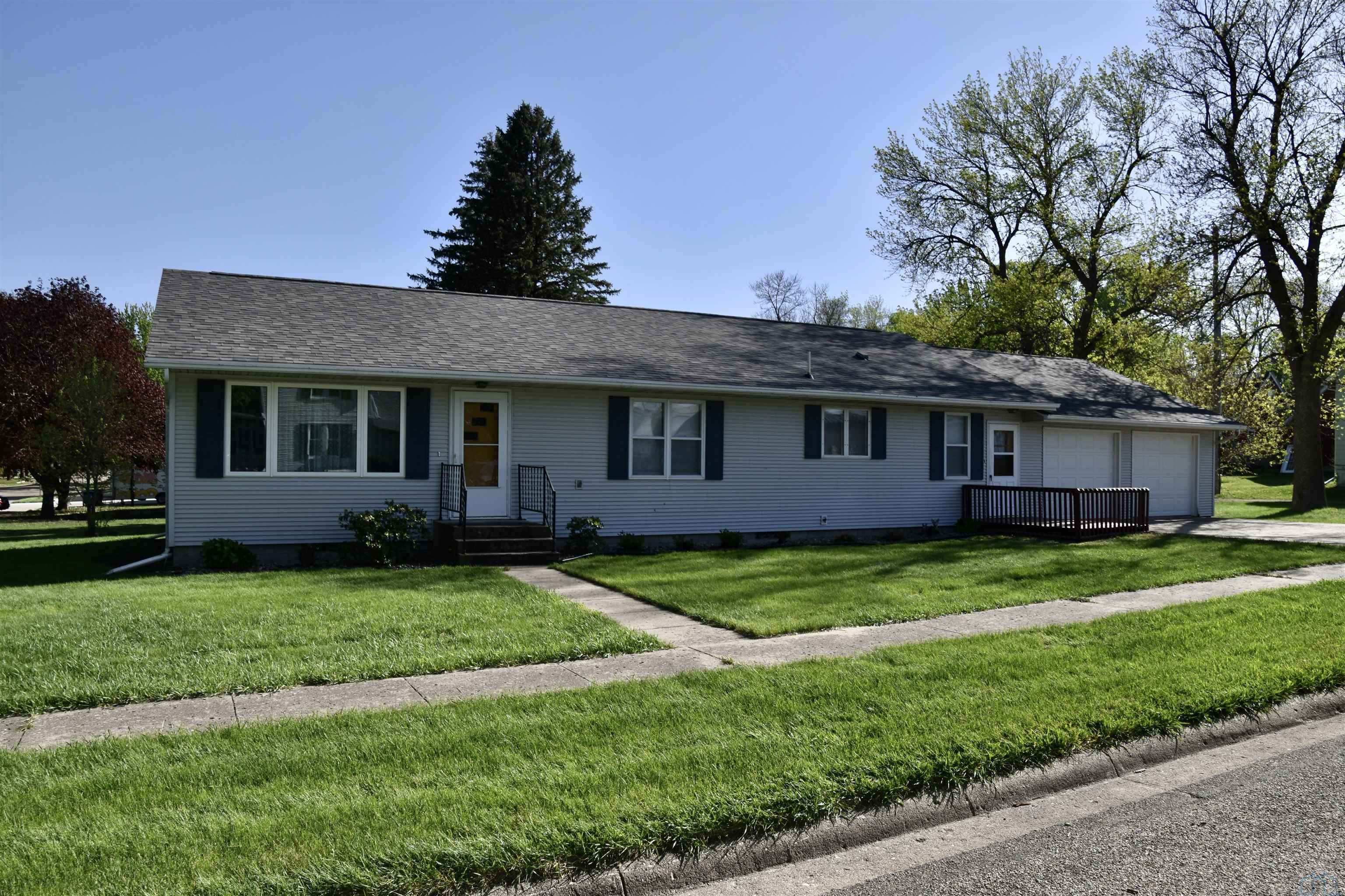 666 3rd St, Ocheyedan, IA 51354 