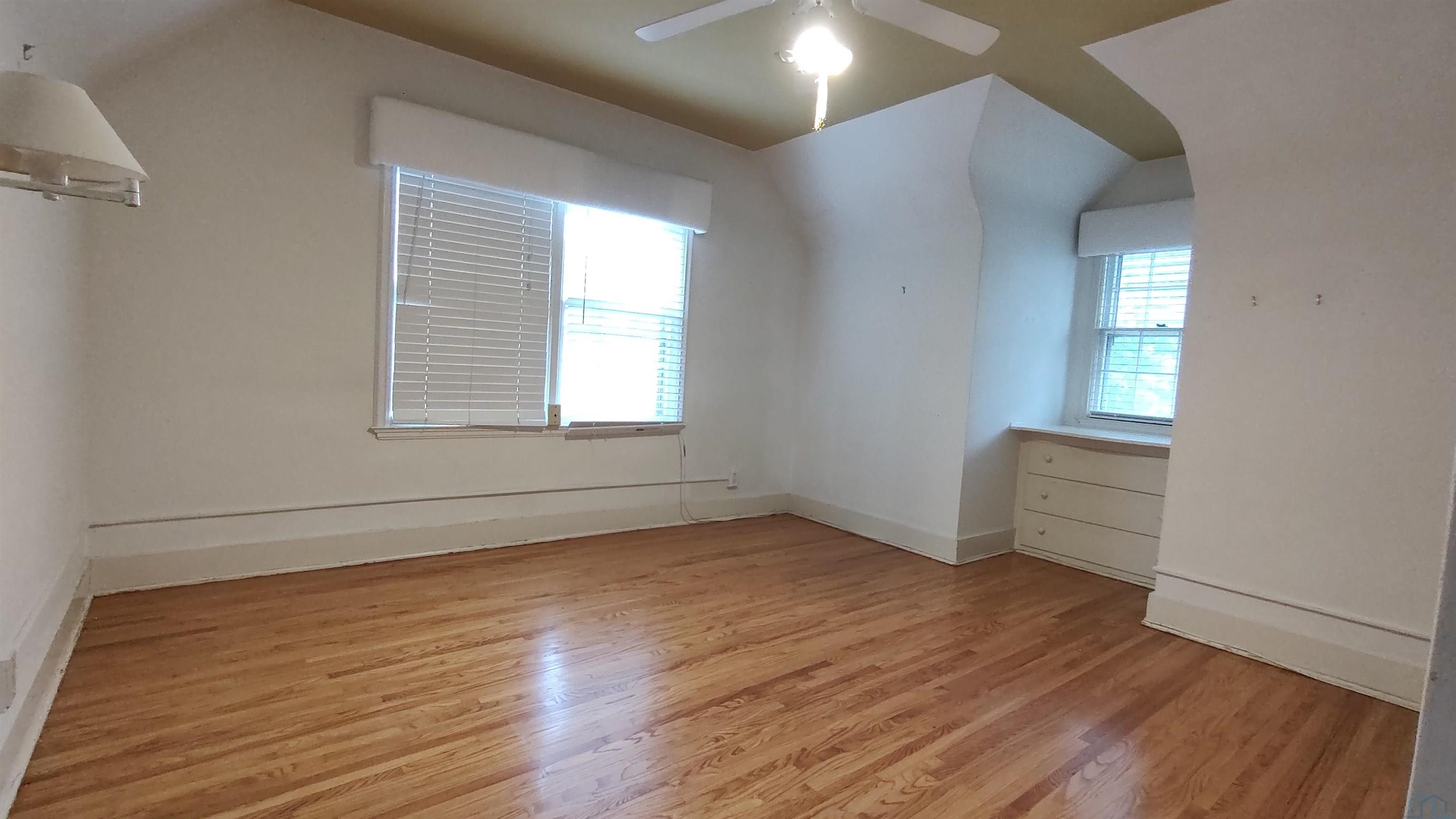 MLS #832957