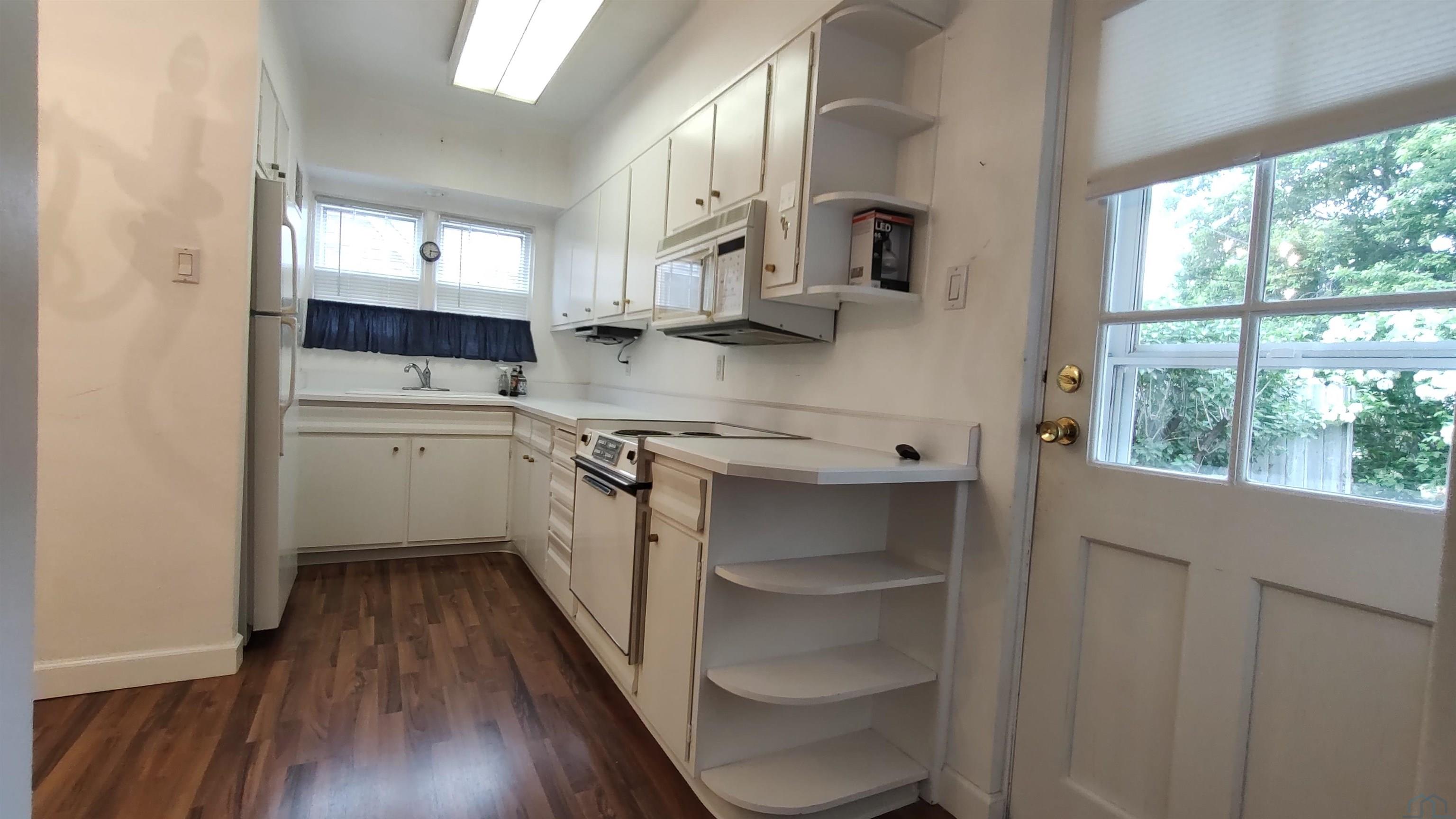 MLS #832957