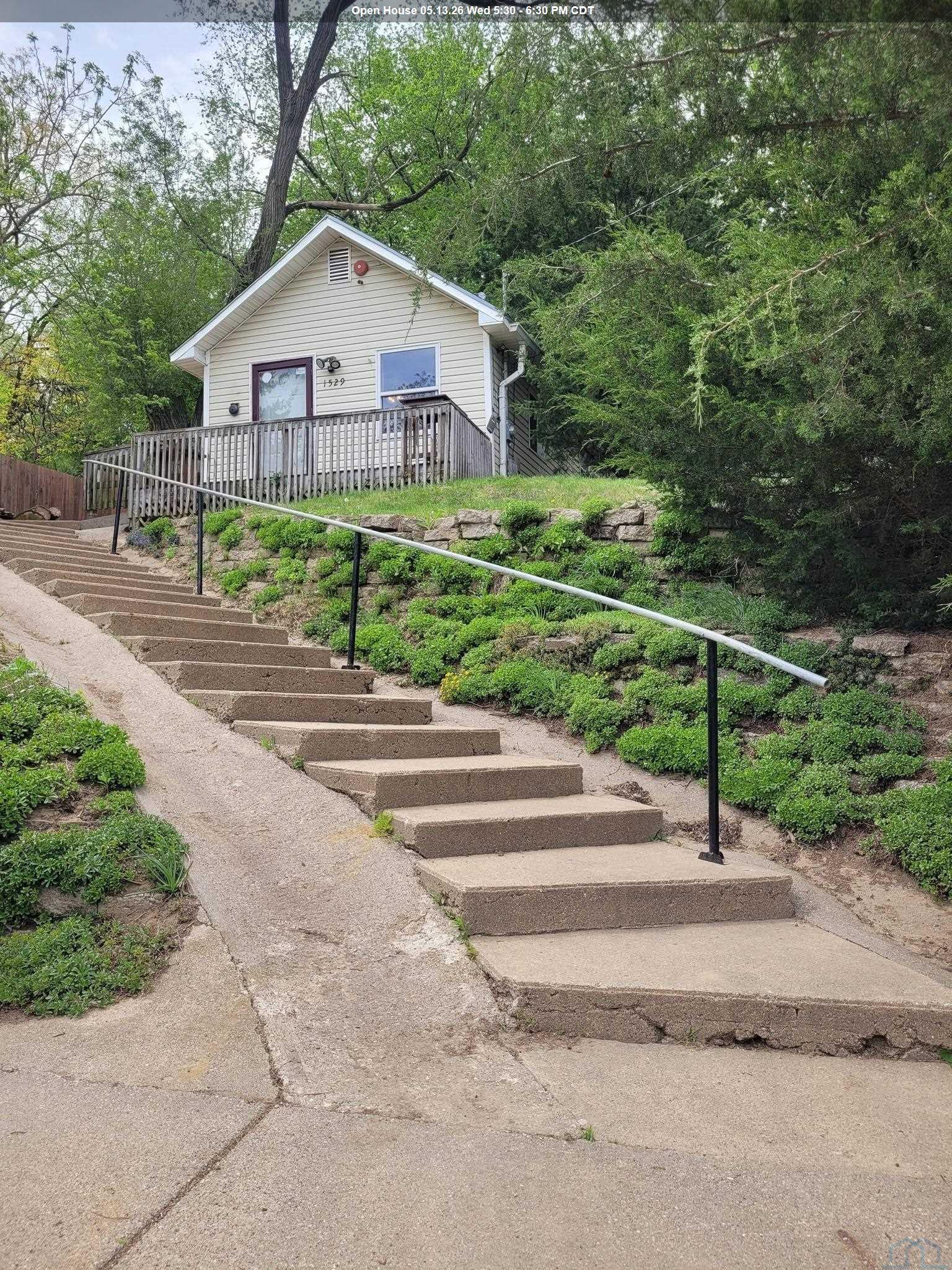 1529 Carlin Avenue, Sioux City, IA 51105 