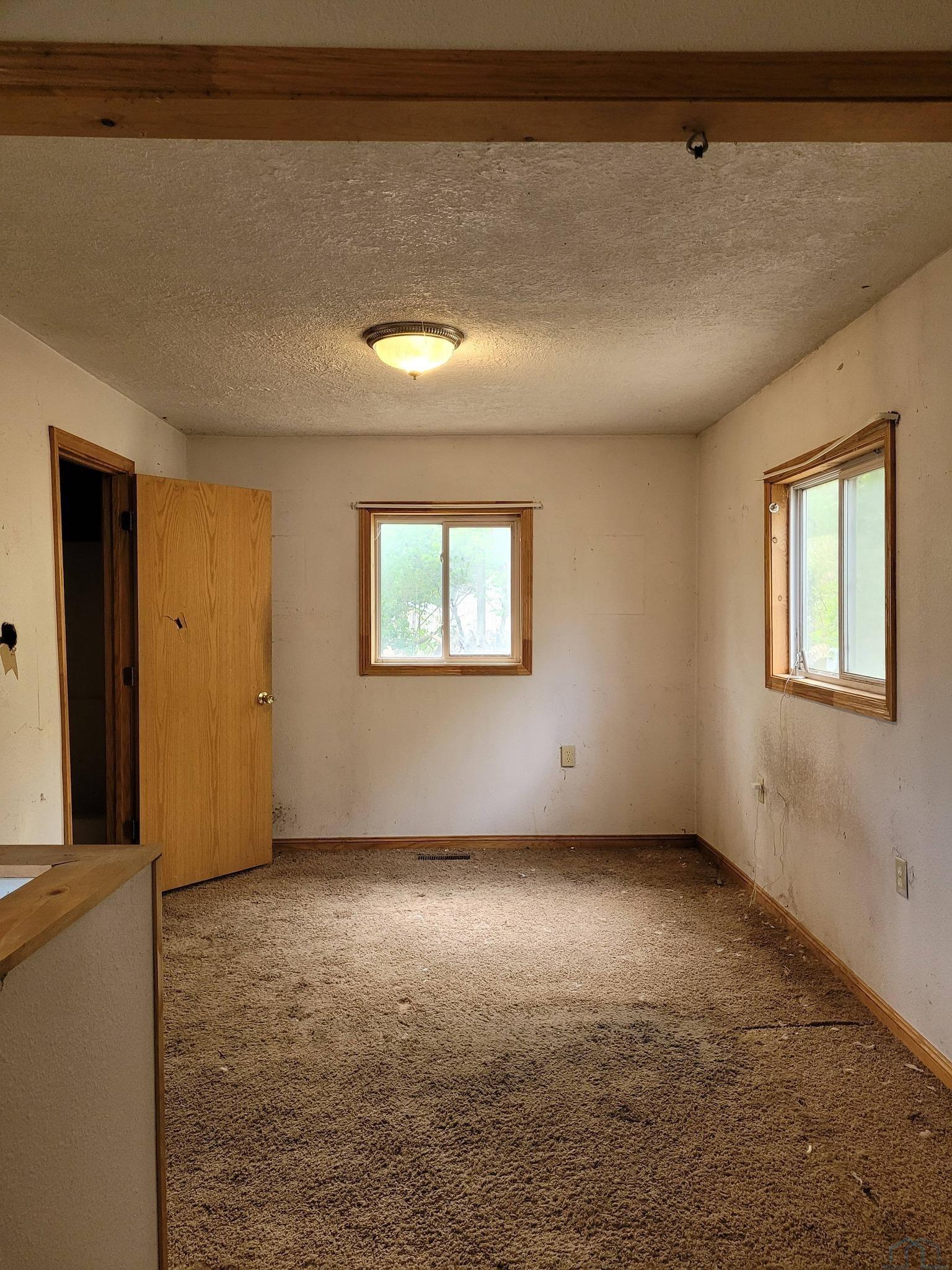 MLS #832958