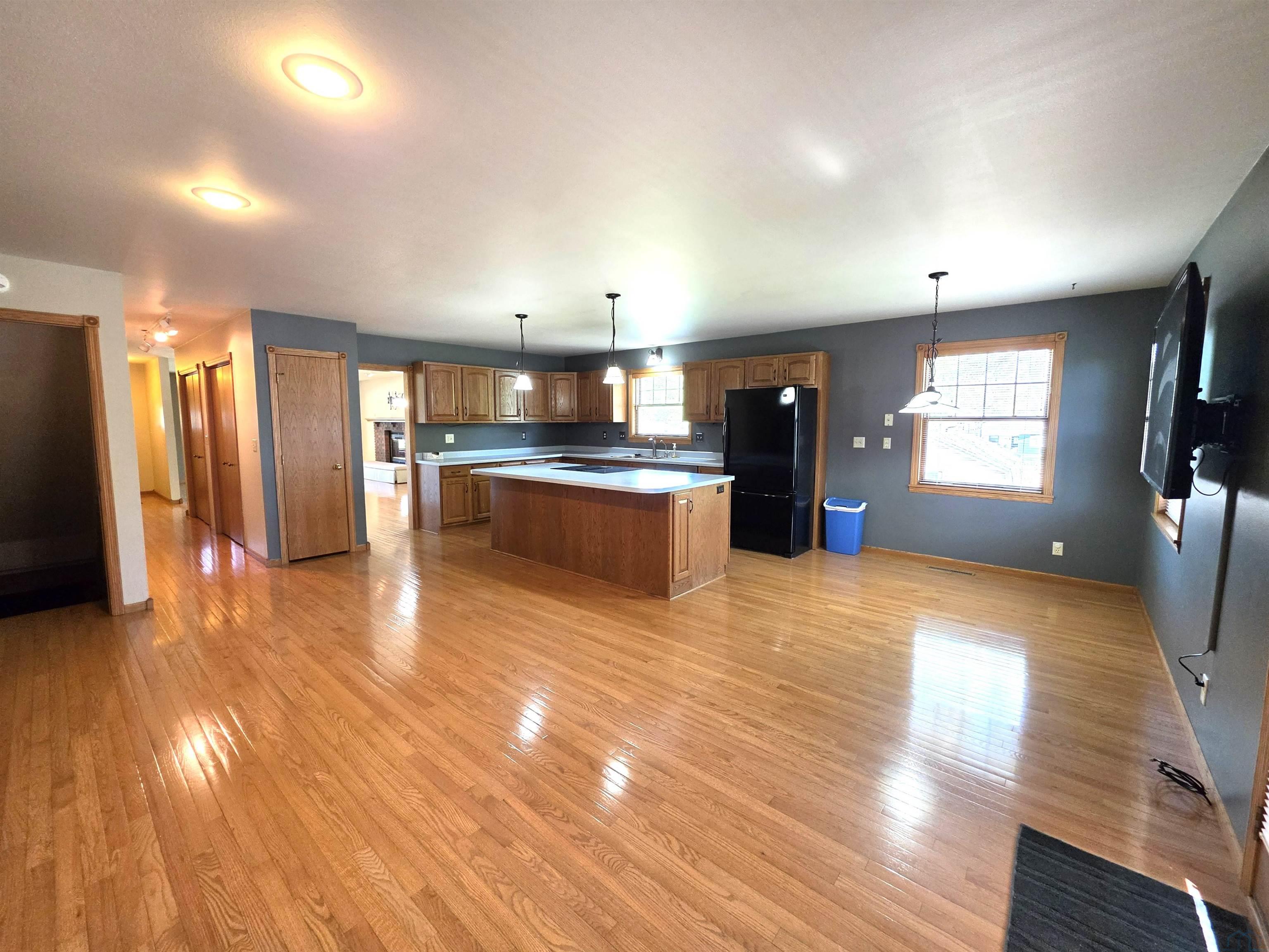 MLS #832960