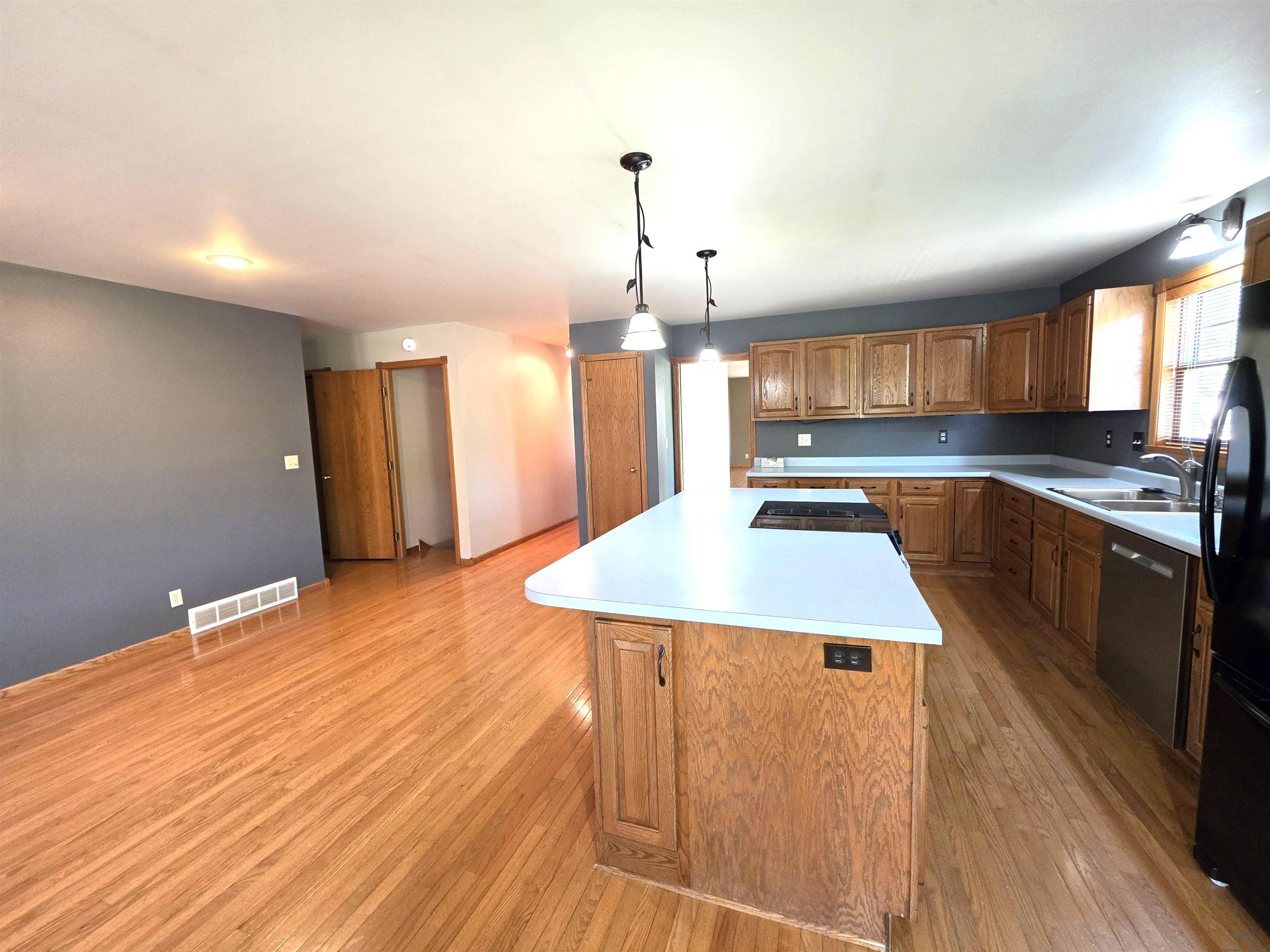 MLS #832960