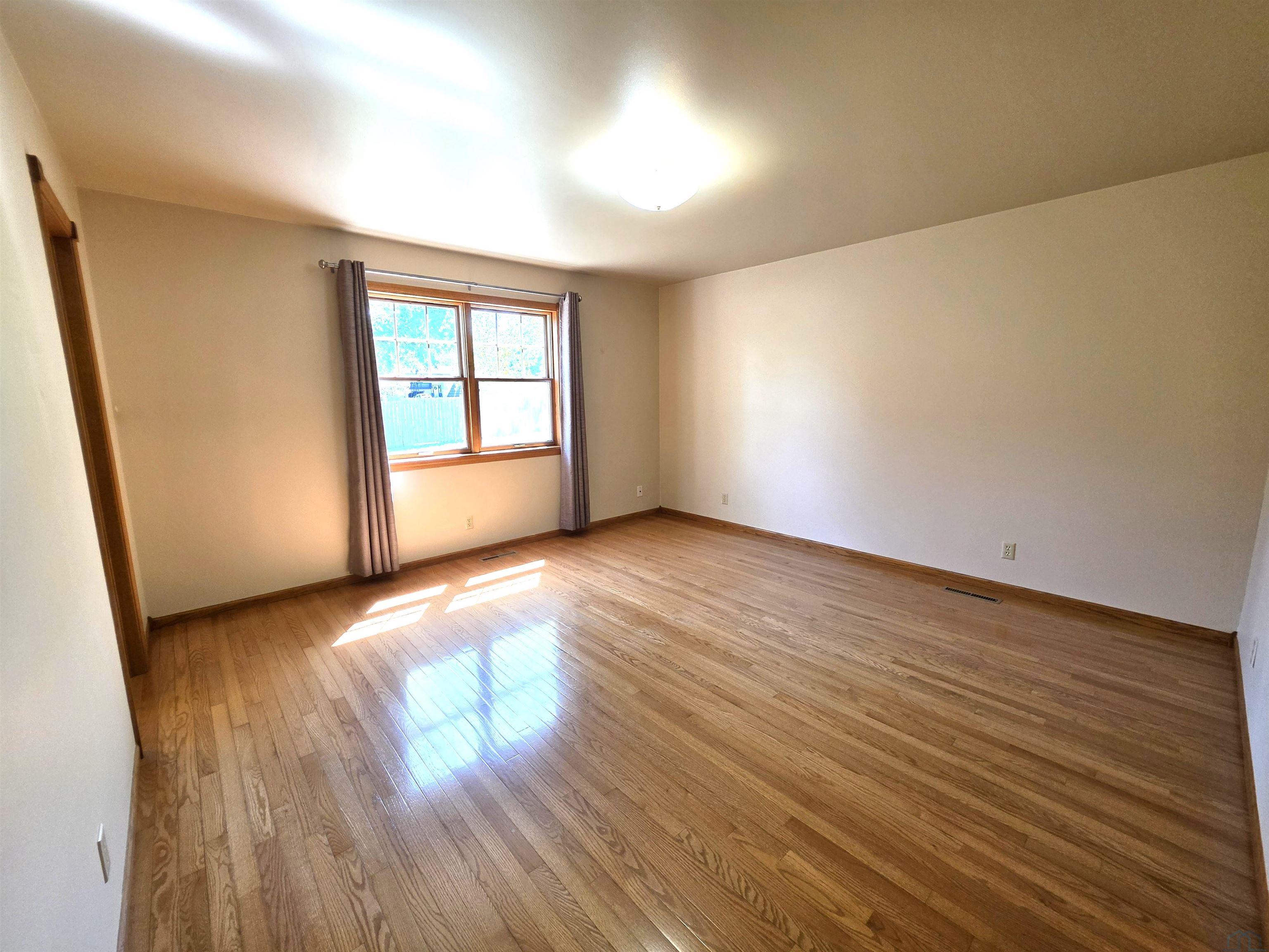 MLS #832960