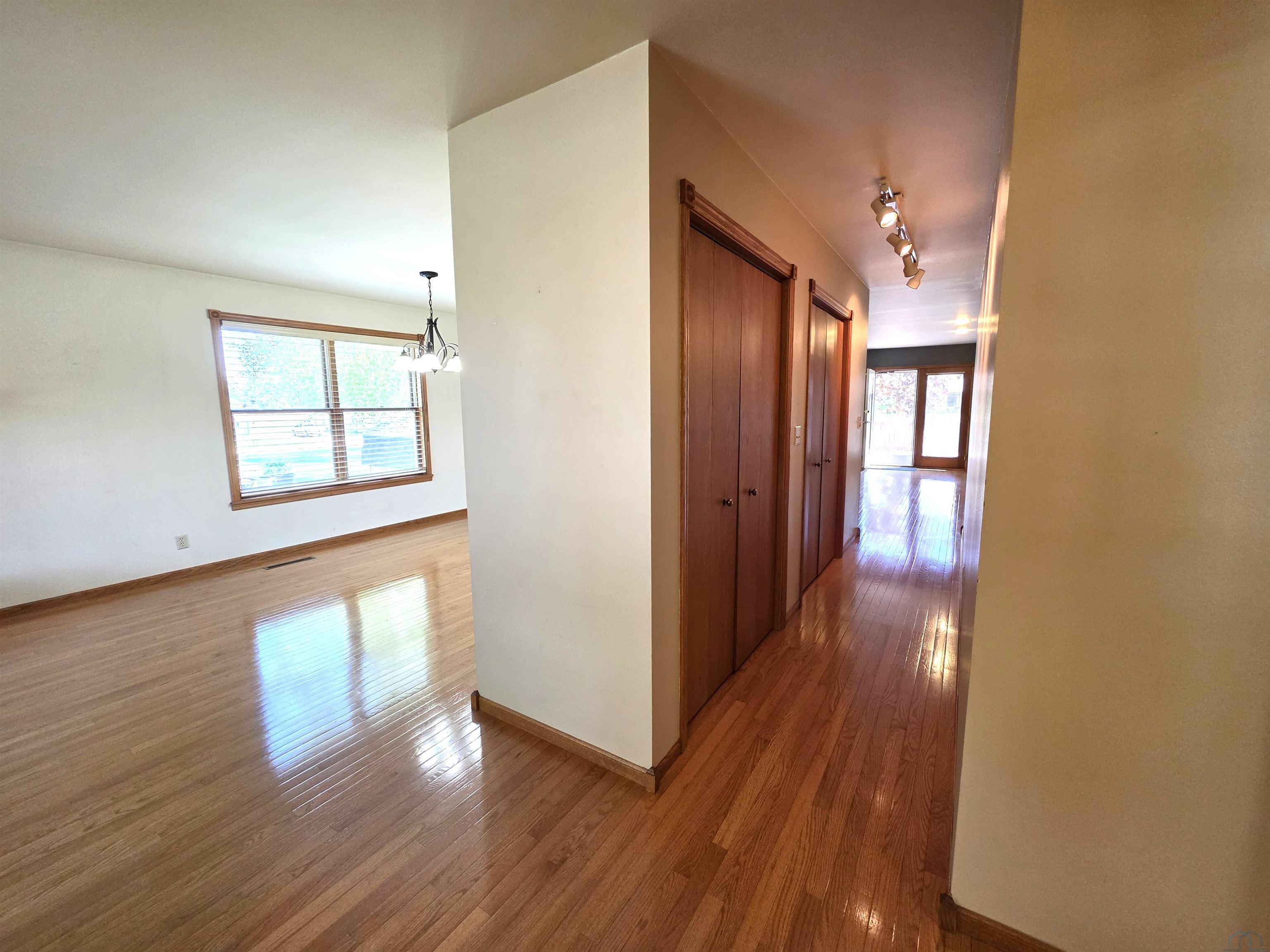 MLS #832960
