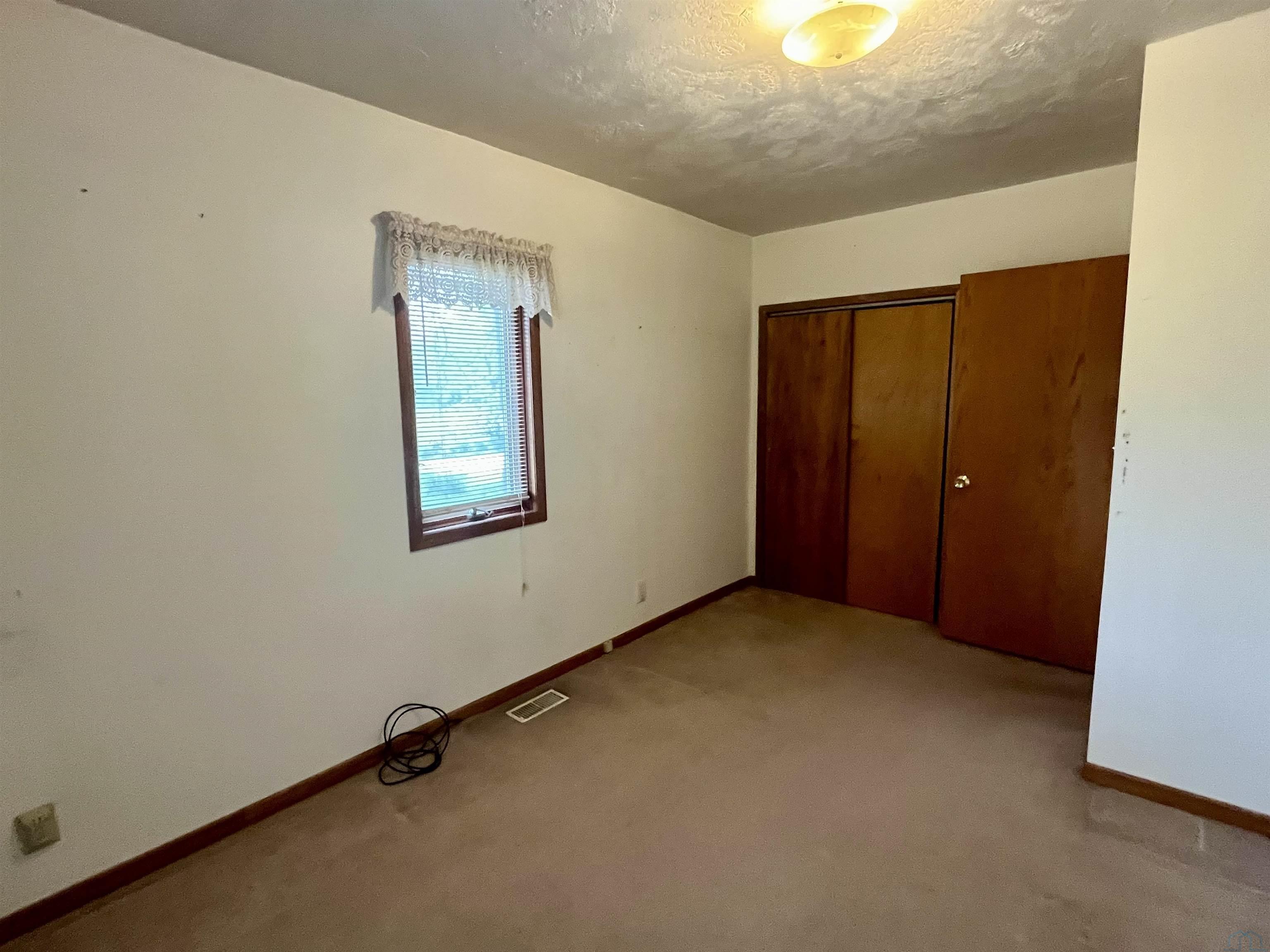 MLS #832963