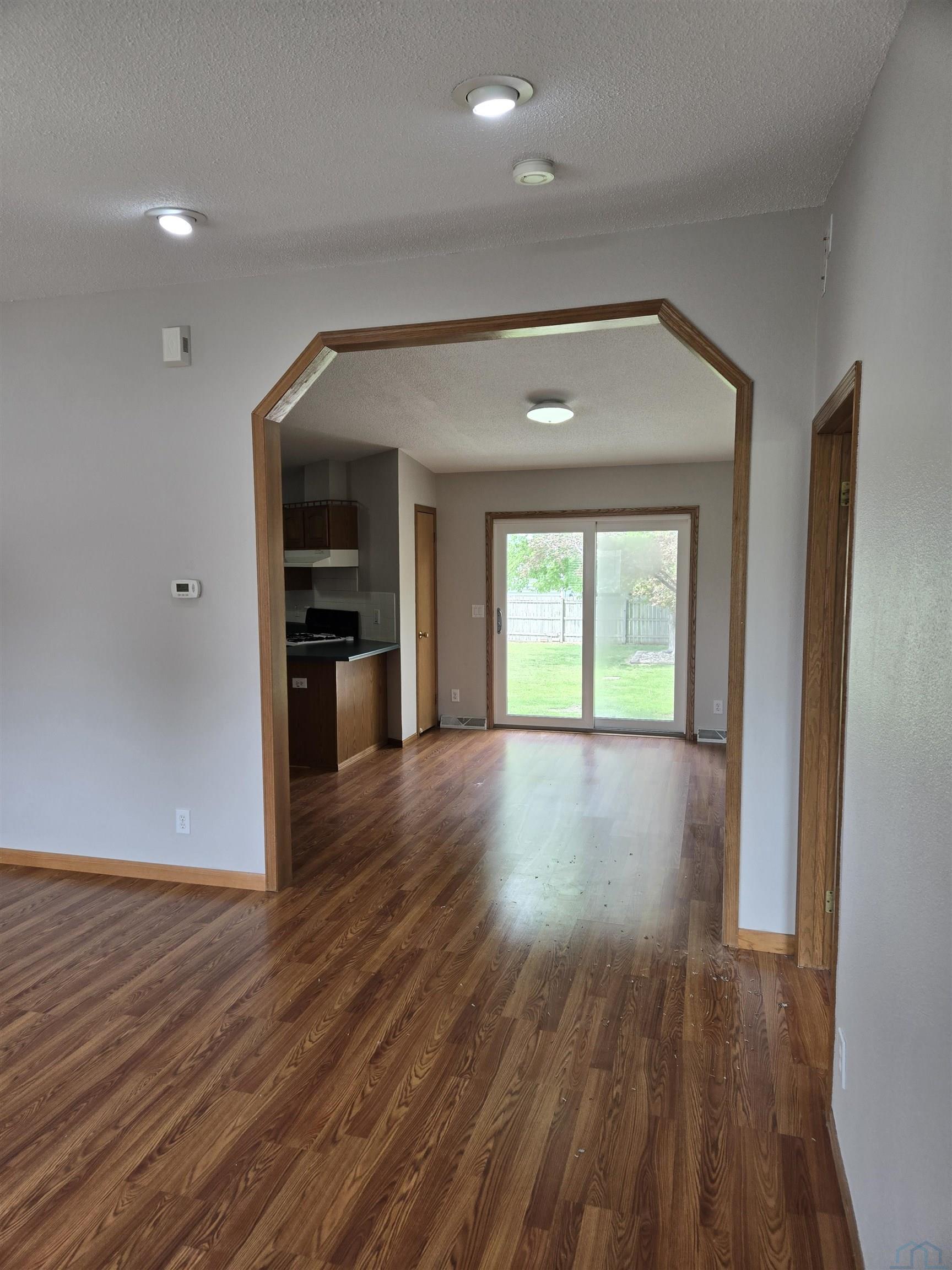 MLS #832967