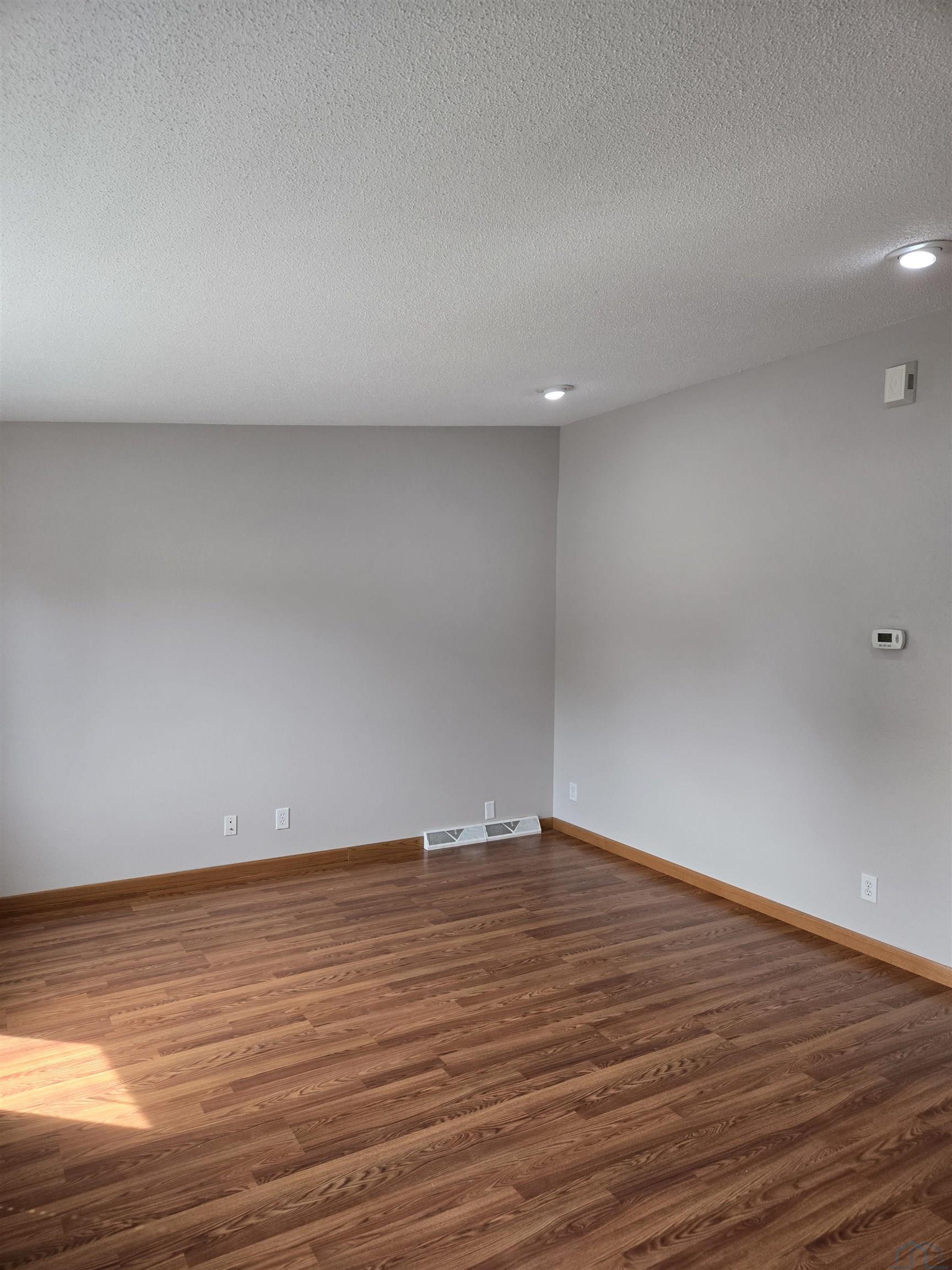MLS #832967