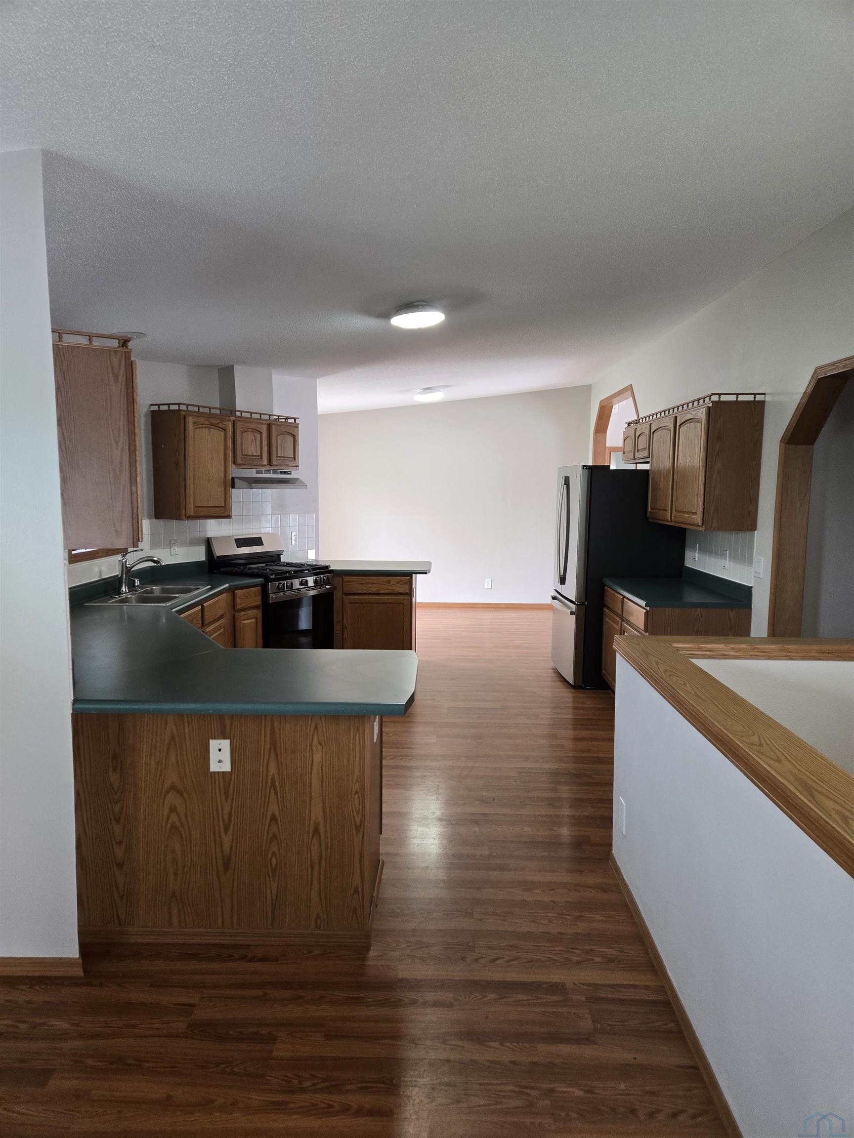 MLS #832967