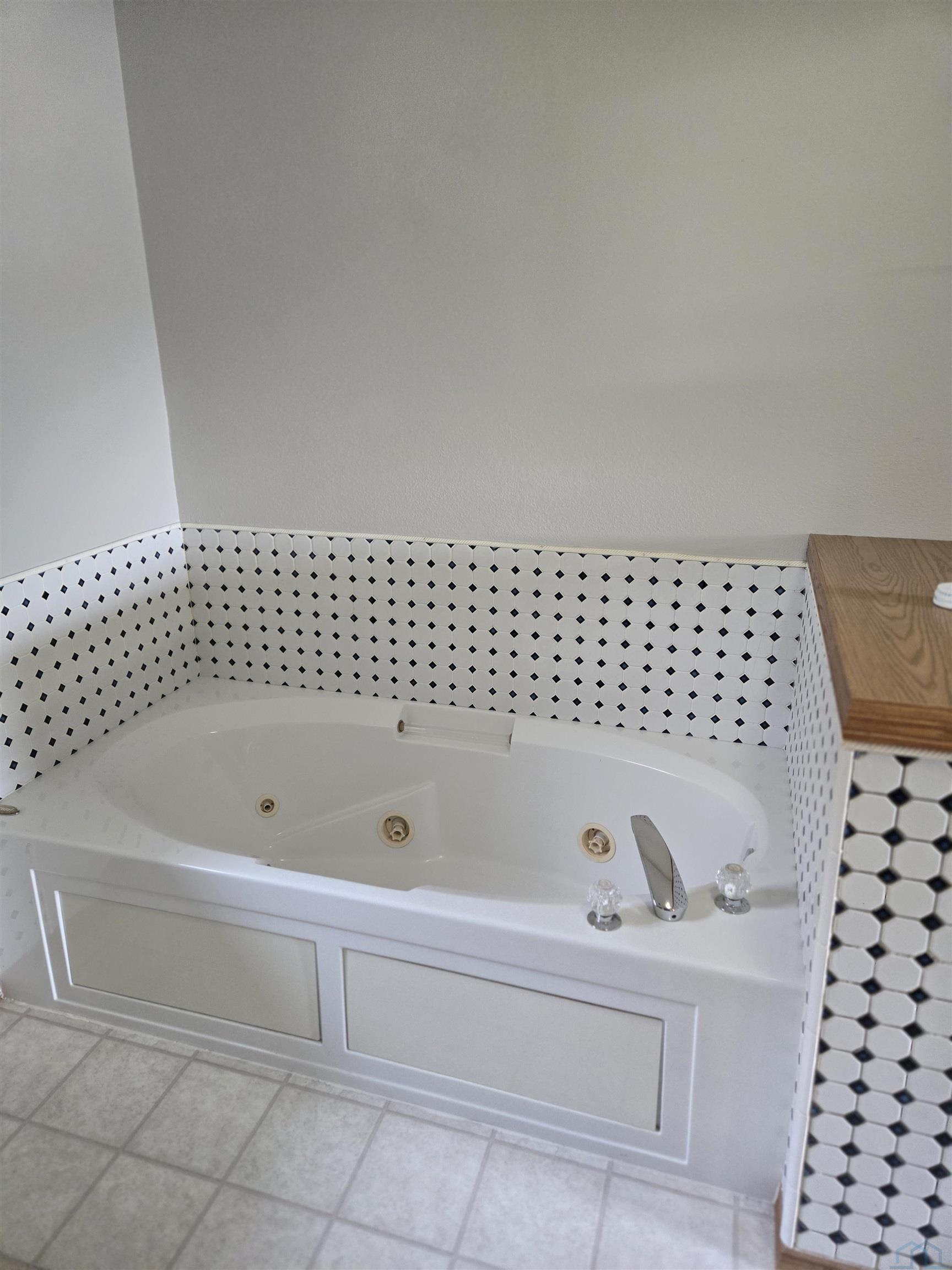MLS #832967