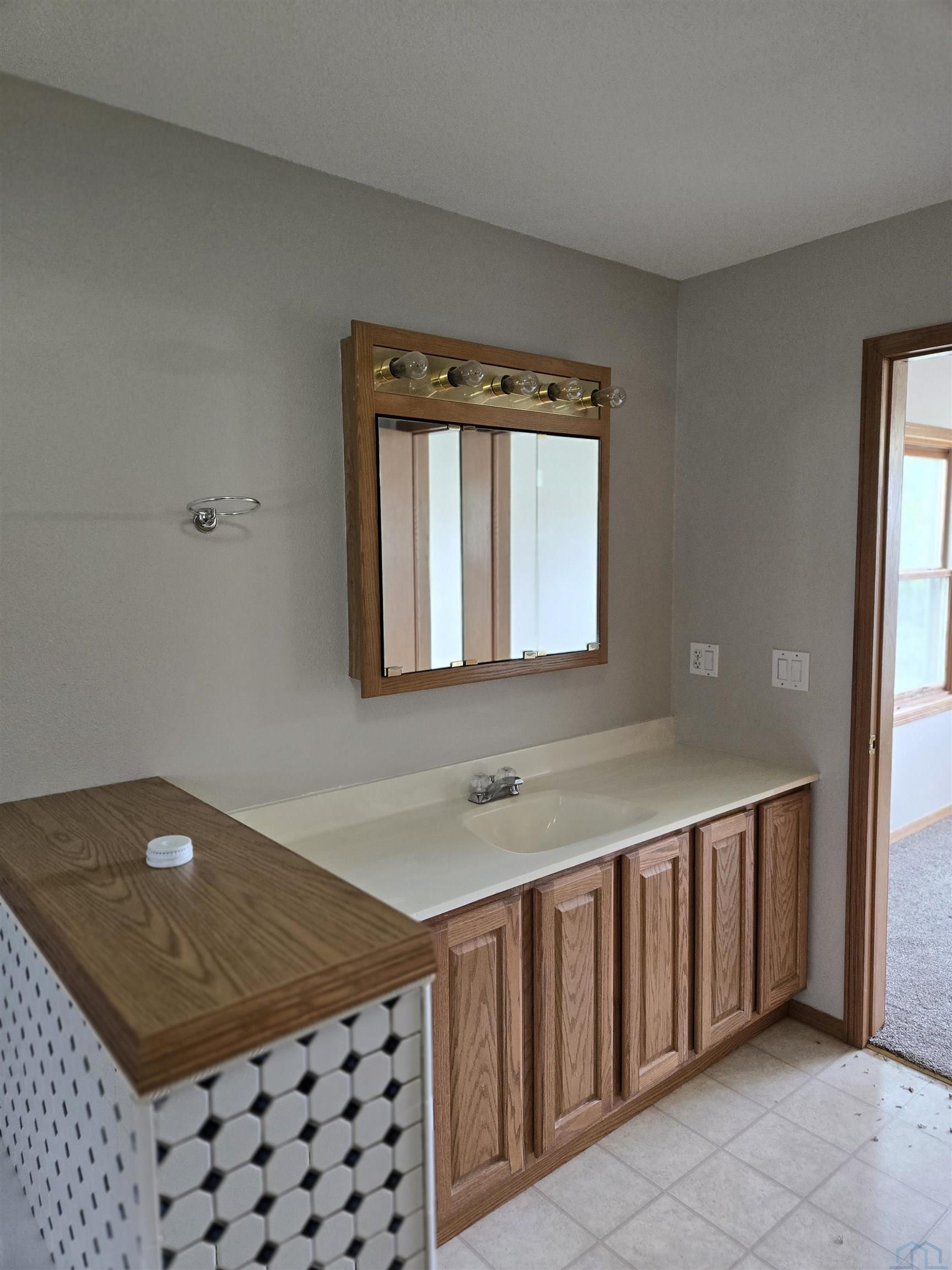 MLS #832967