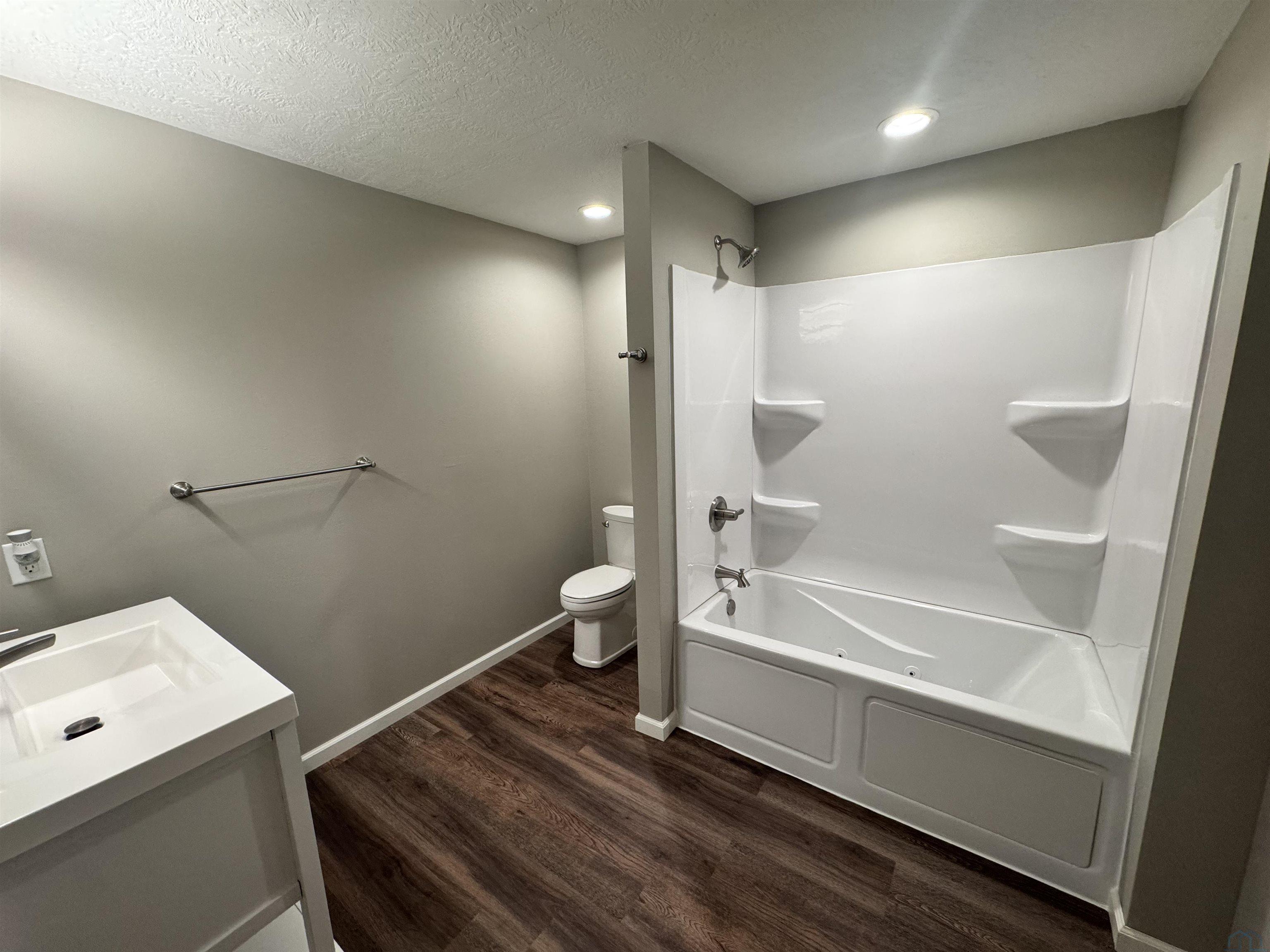 MLS #832972