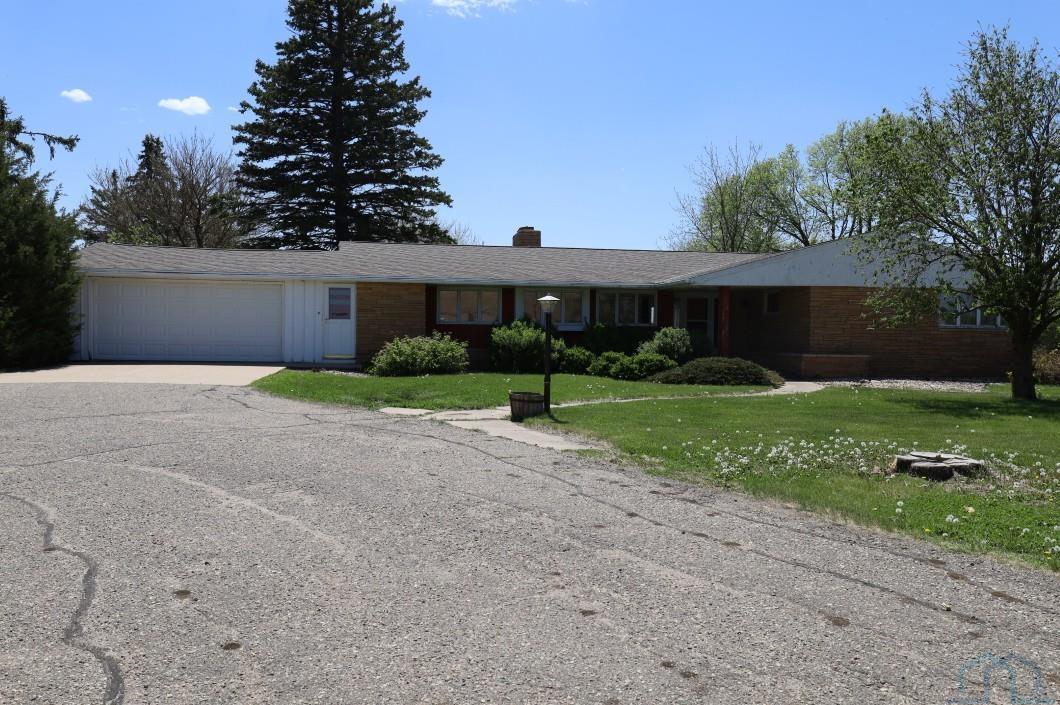 302 12th Avenue S, Rock Rapids, IA 51246 