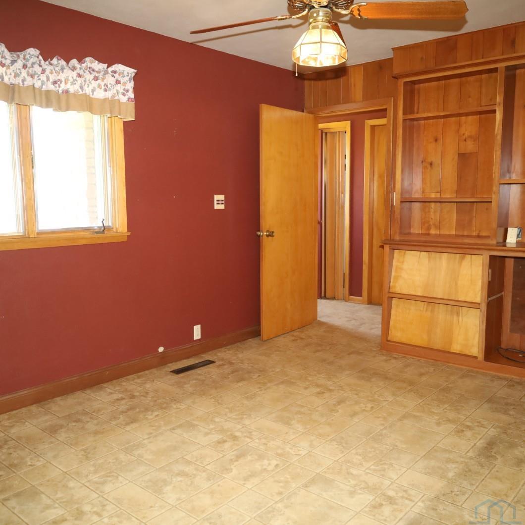 MLS #832977