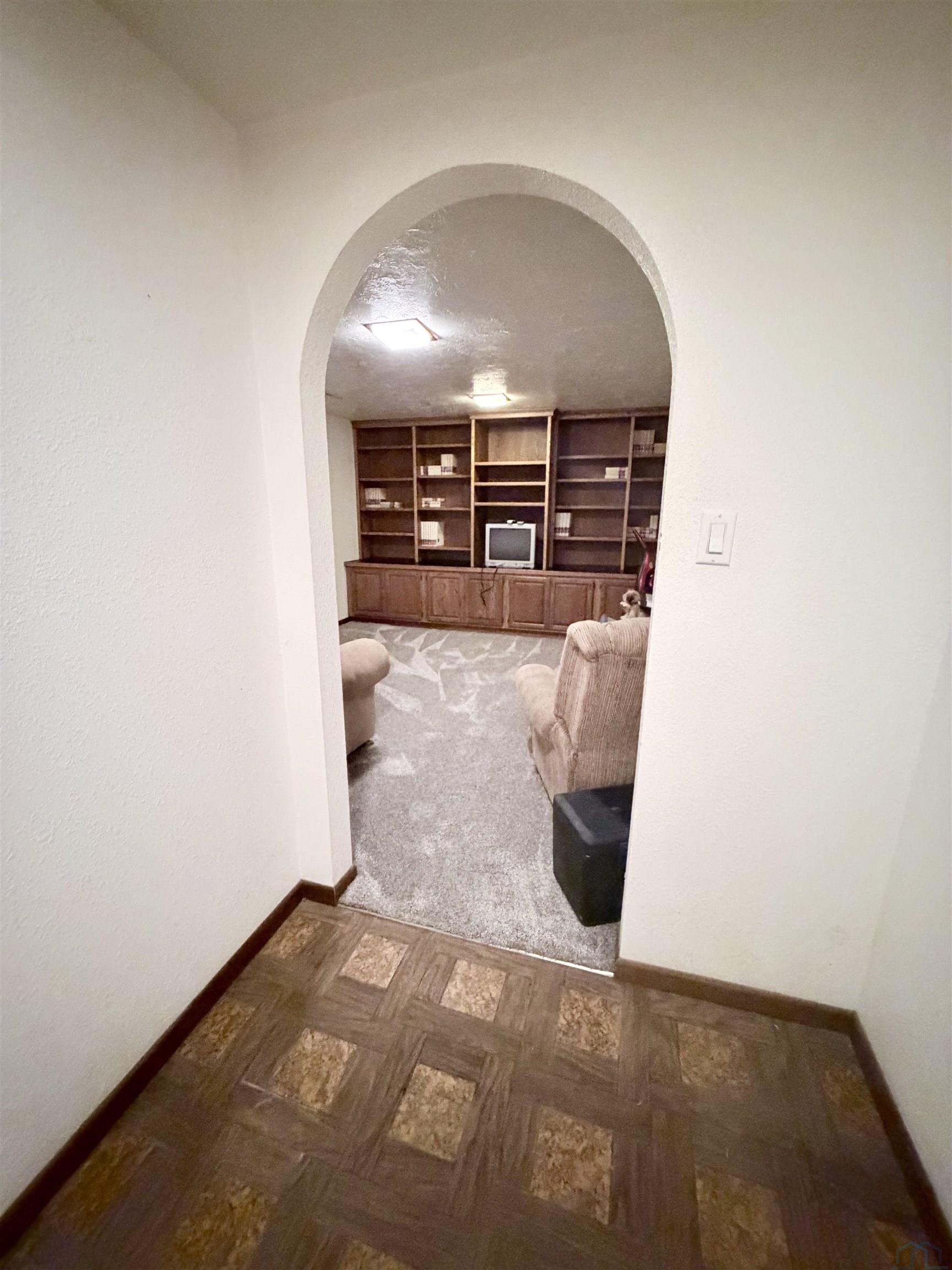 MLS #832981