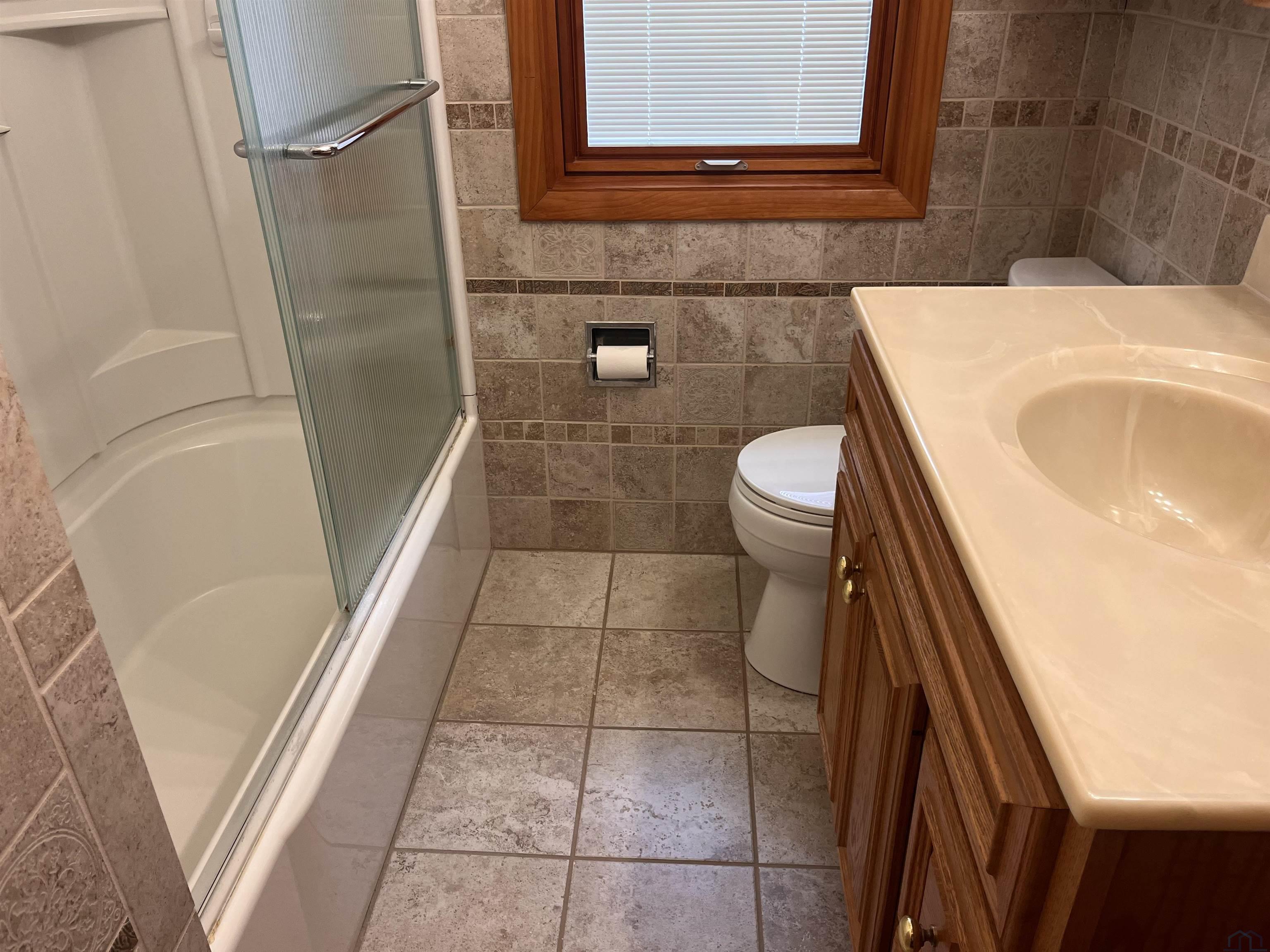 MLS #832986