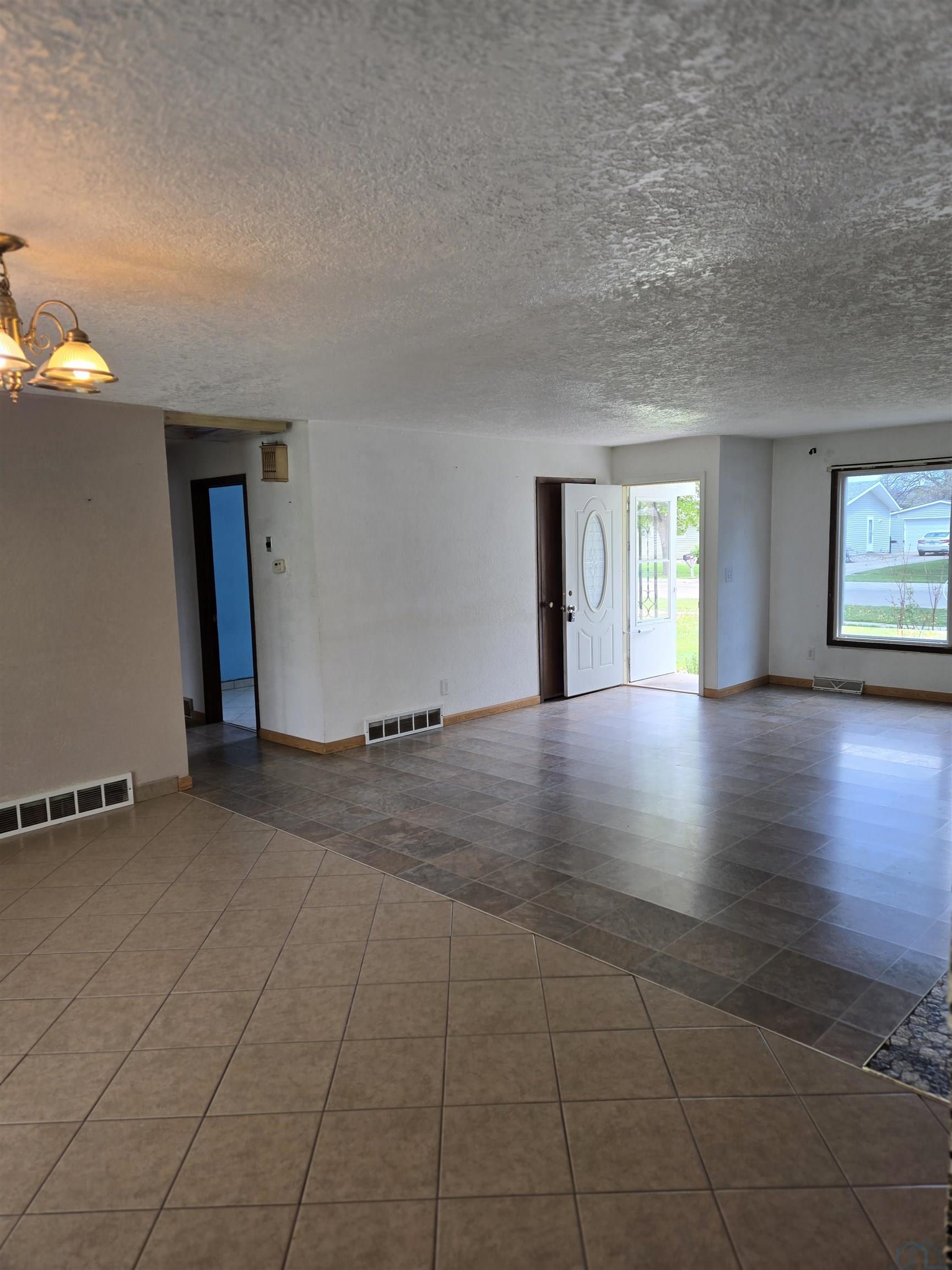 MLS #832987