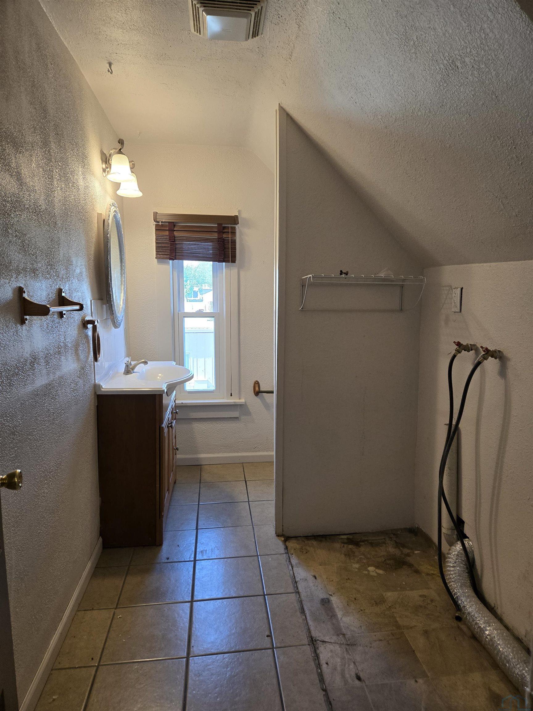 MLS #832994