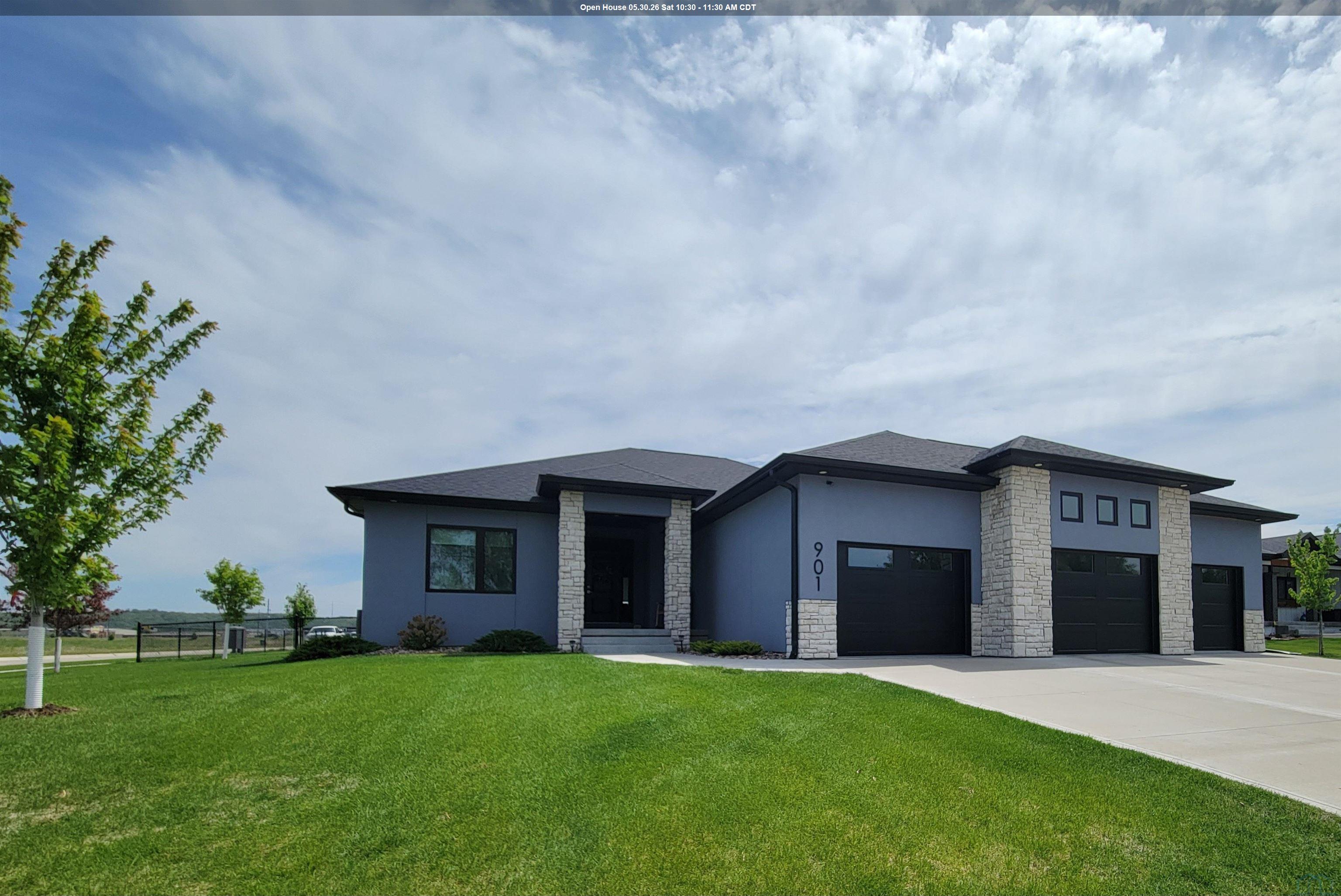 901 Lakeshore Circle, No. Sioux City, SD 57049 