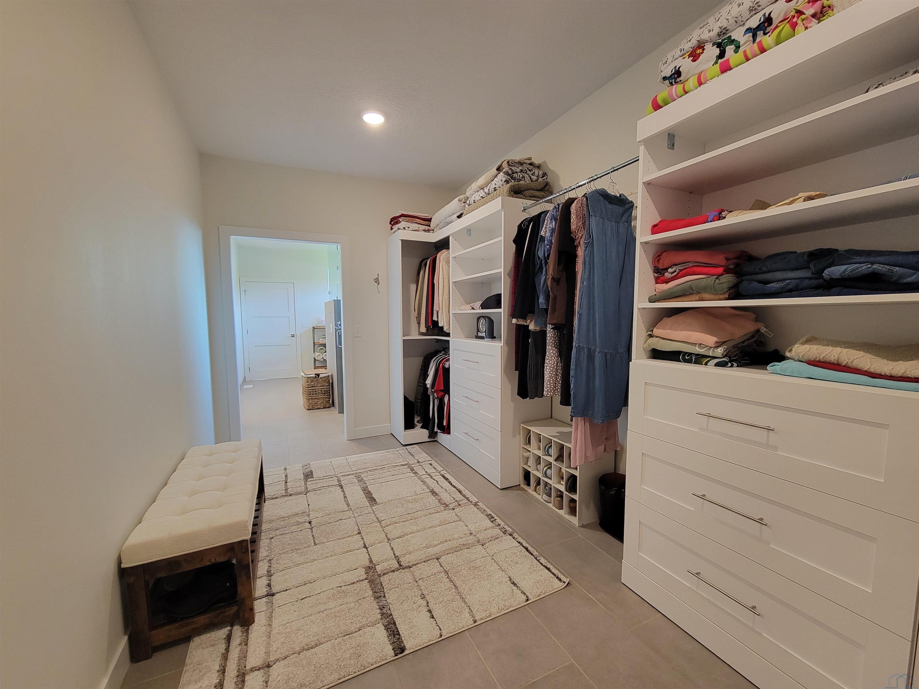 MLS #832998