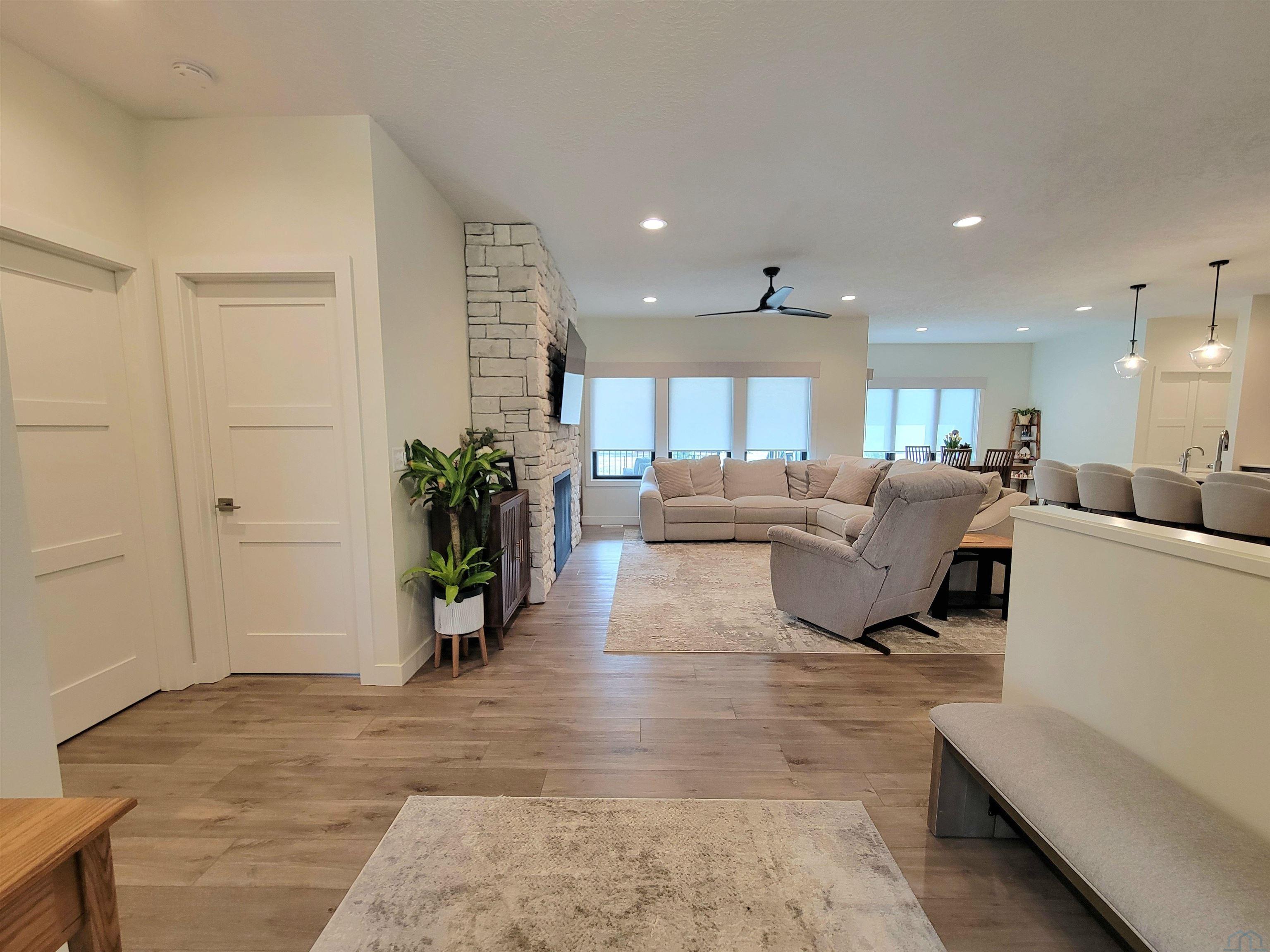 MLS #832998