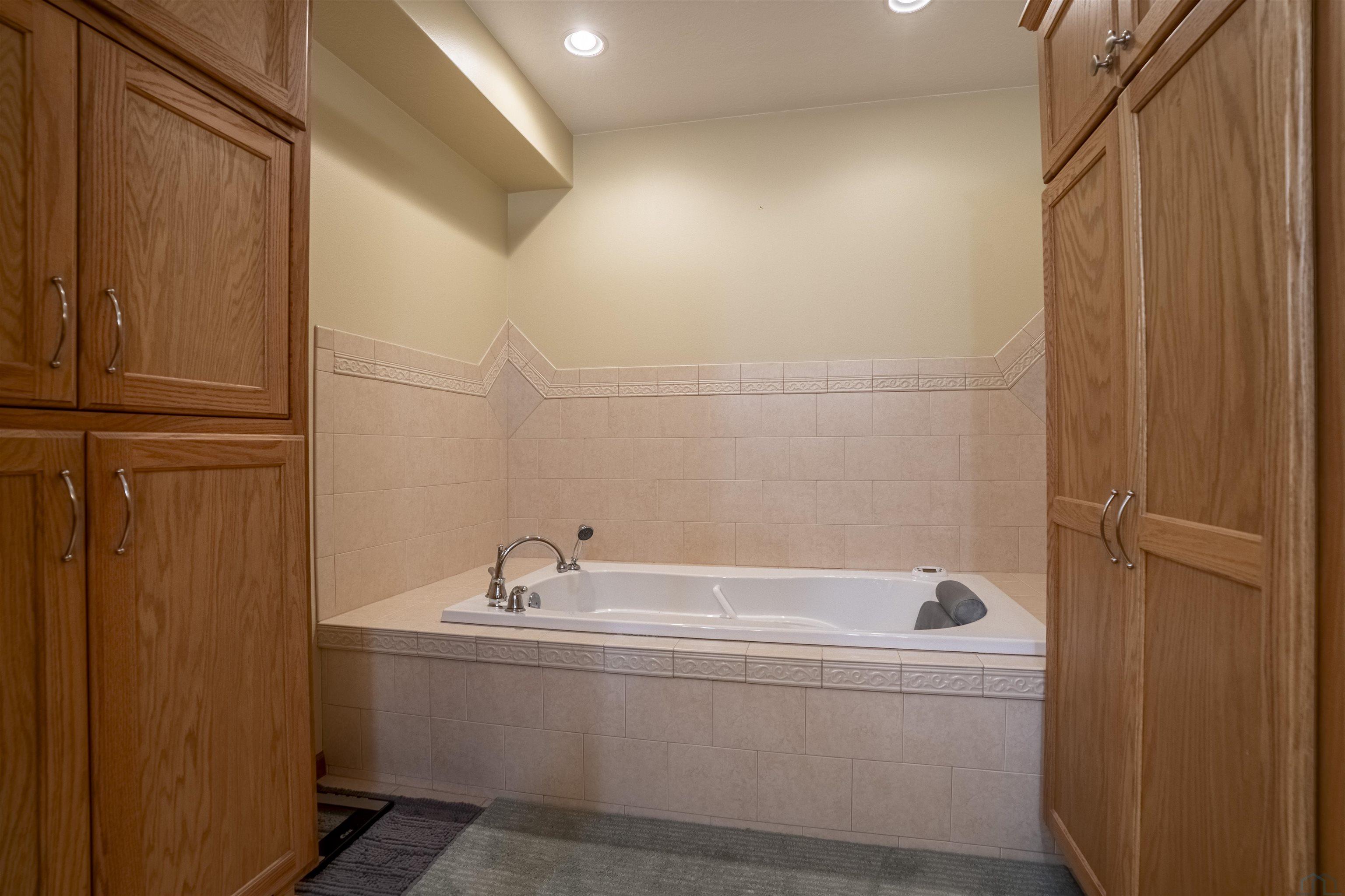 MLS #833006