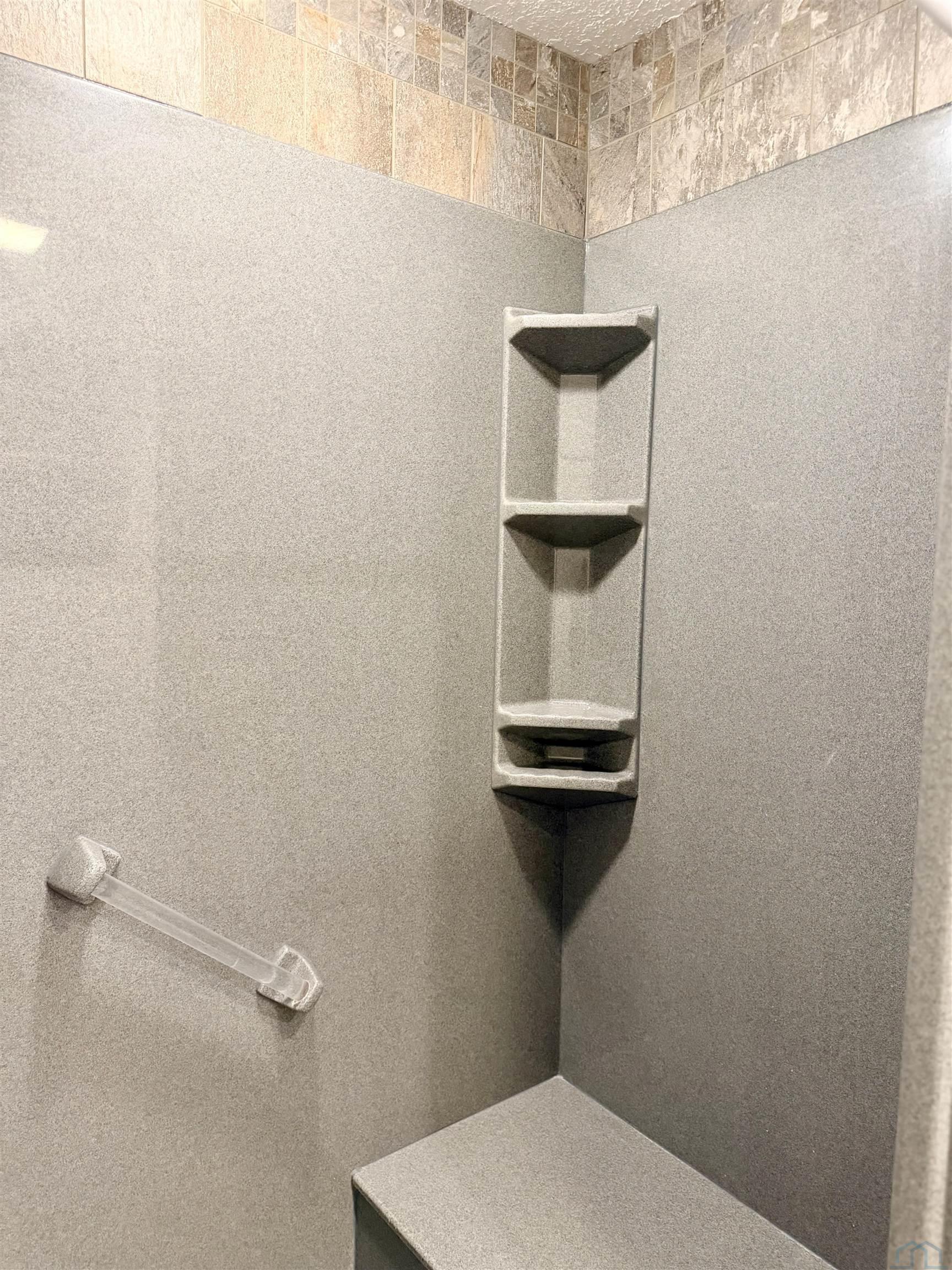 MLS #833007