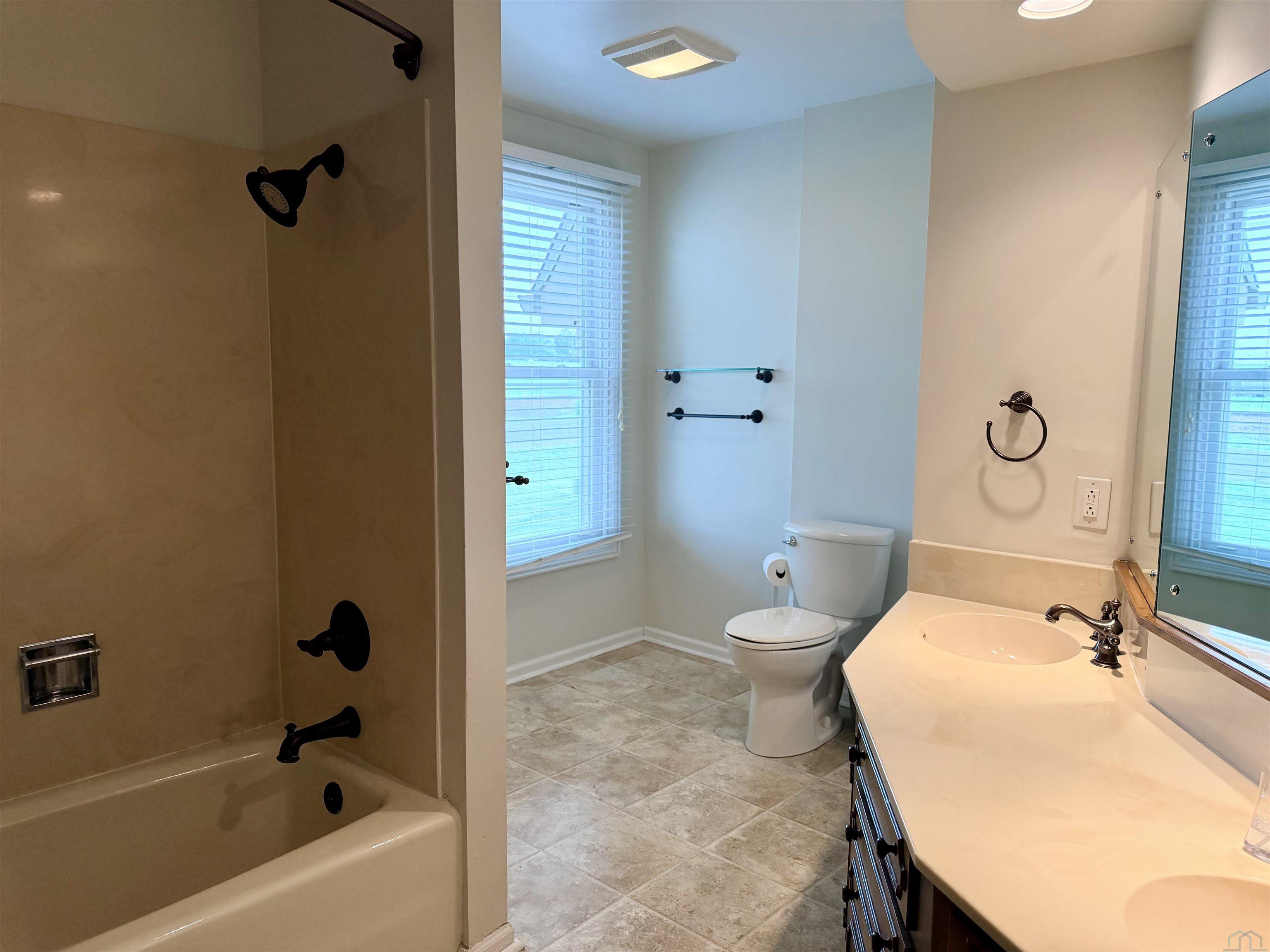 MLS #833007