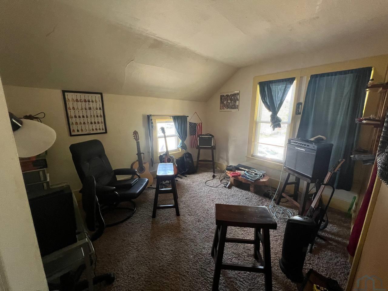 MLS #833033
