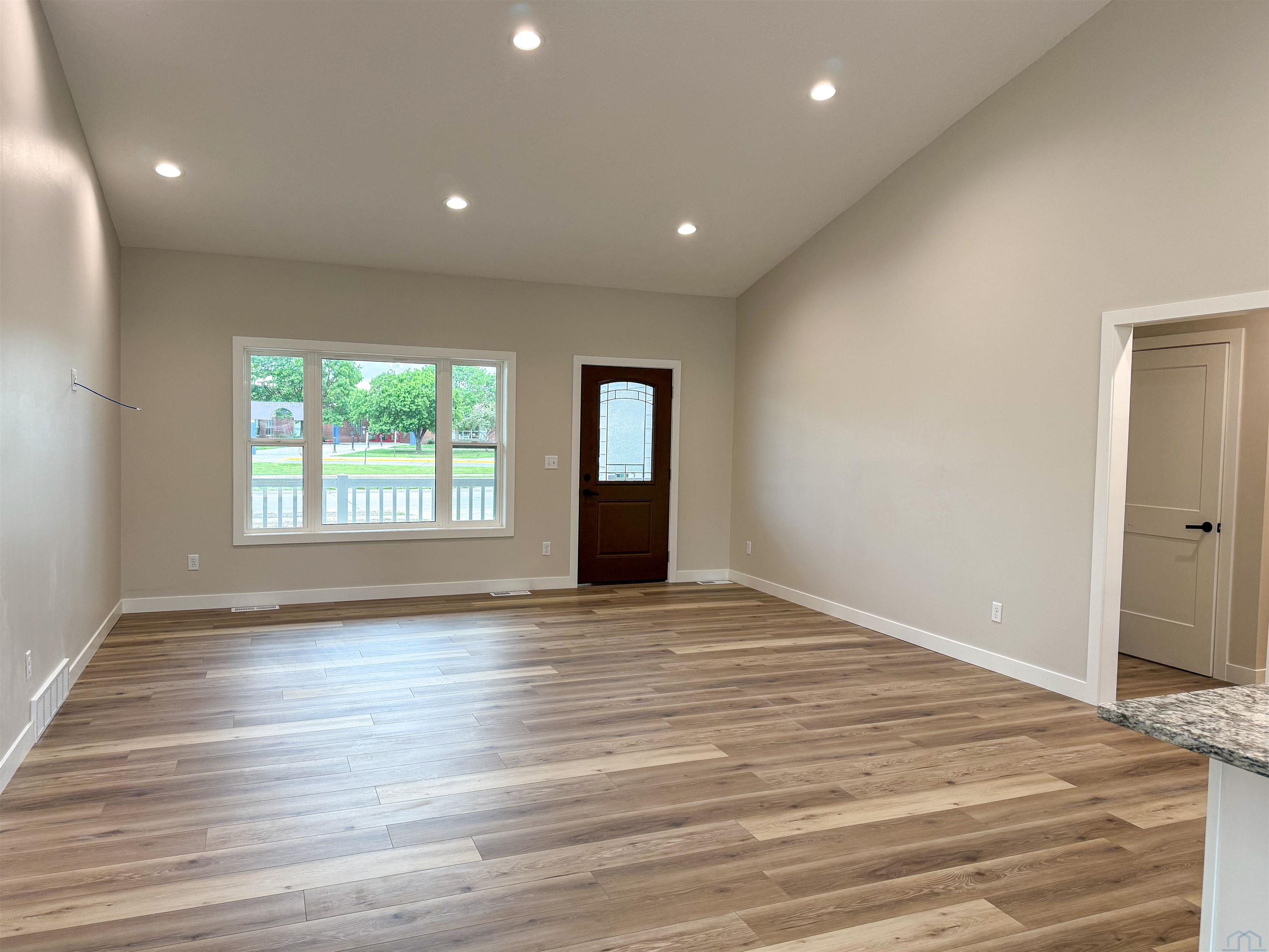 MLS #833034