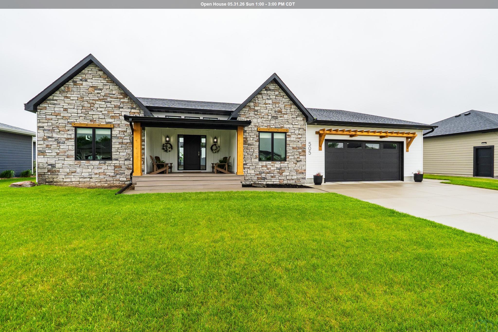 505 Jace Rd, Sergeant Bluff, IA 51054 