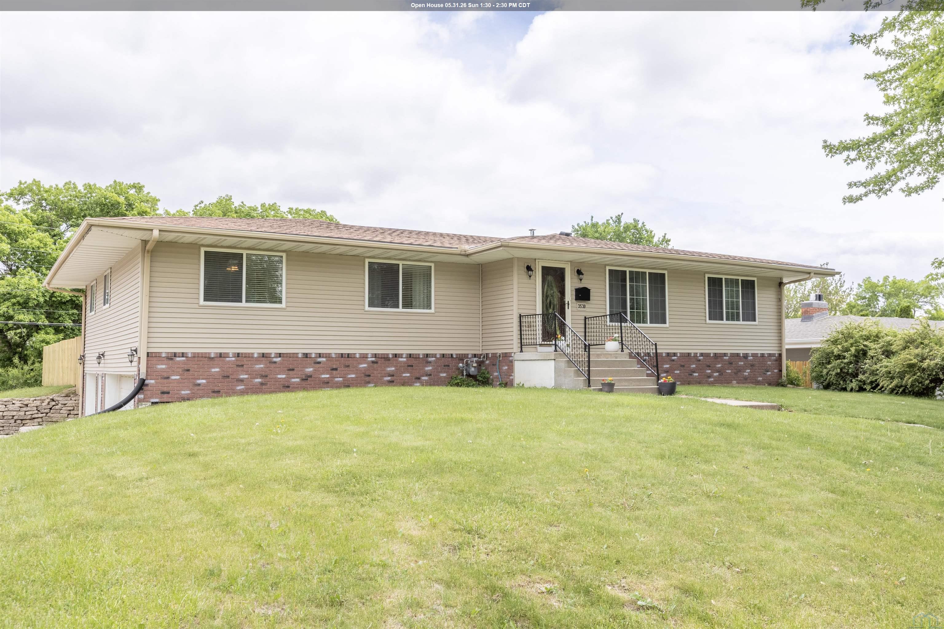 3530 Court St, Sioux City, IA 51104 