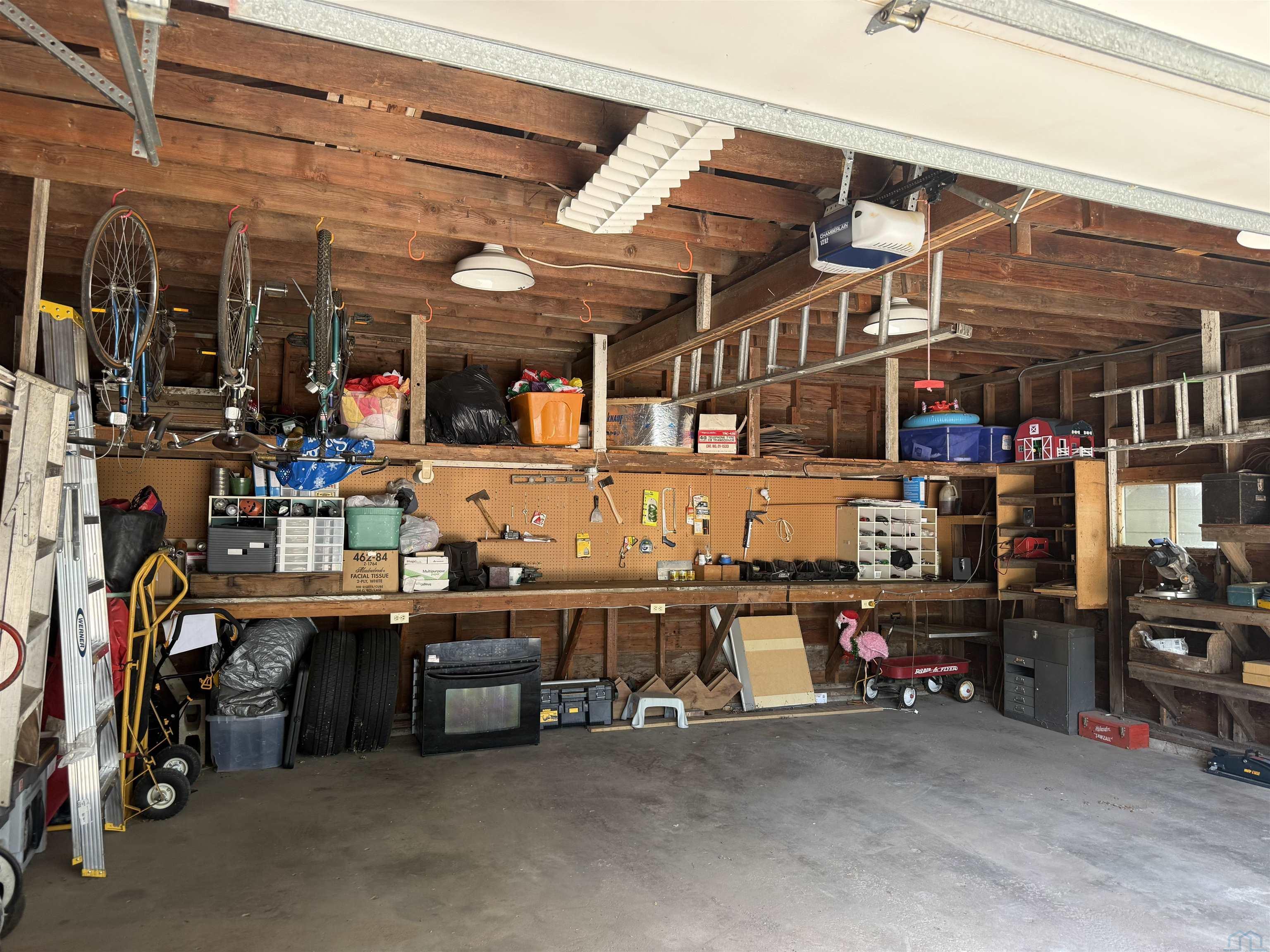 MLS #833046