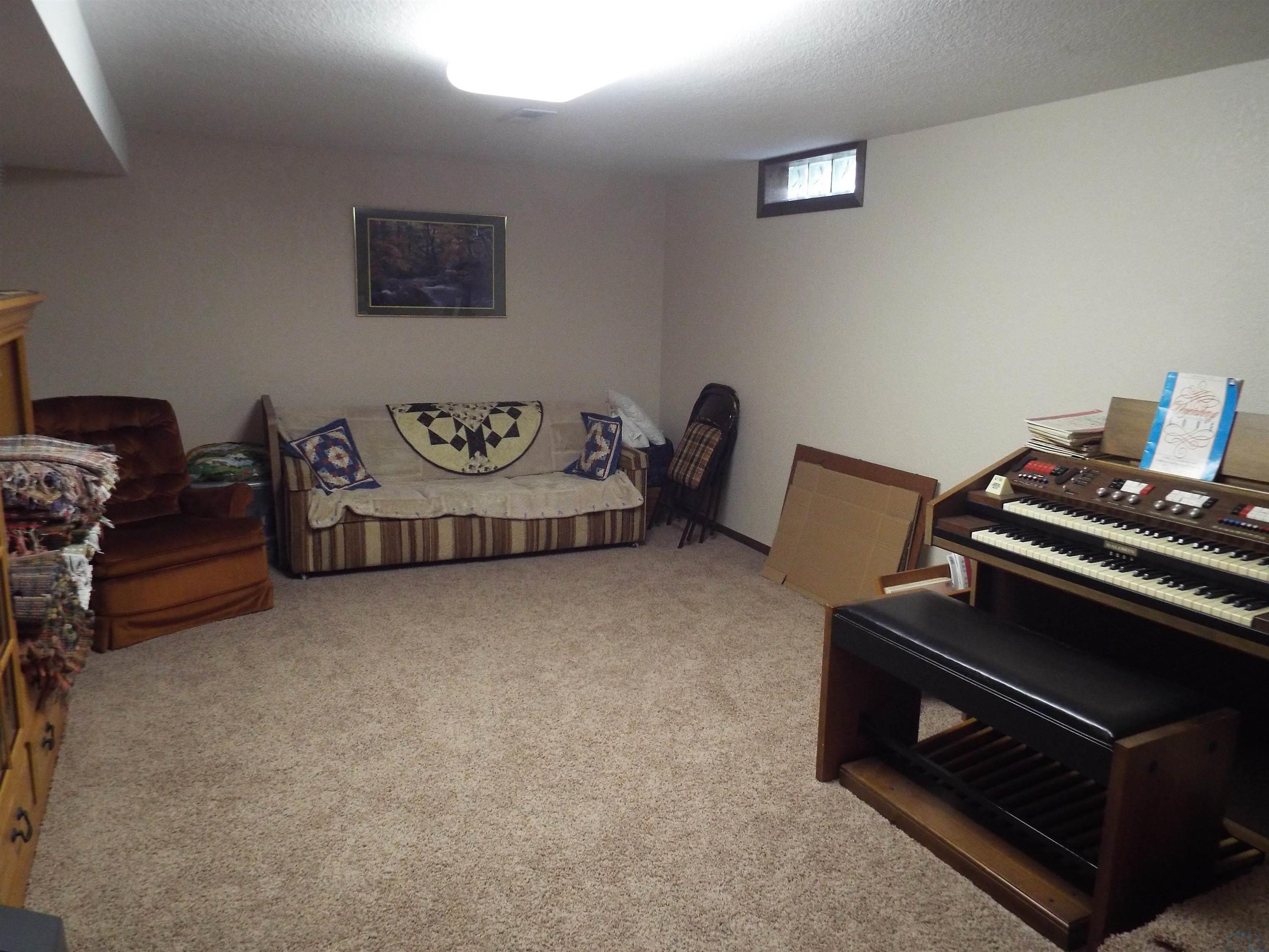 MLS #833048