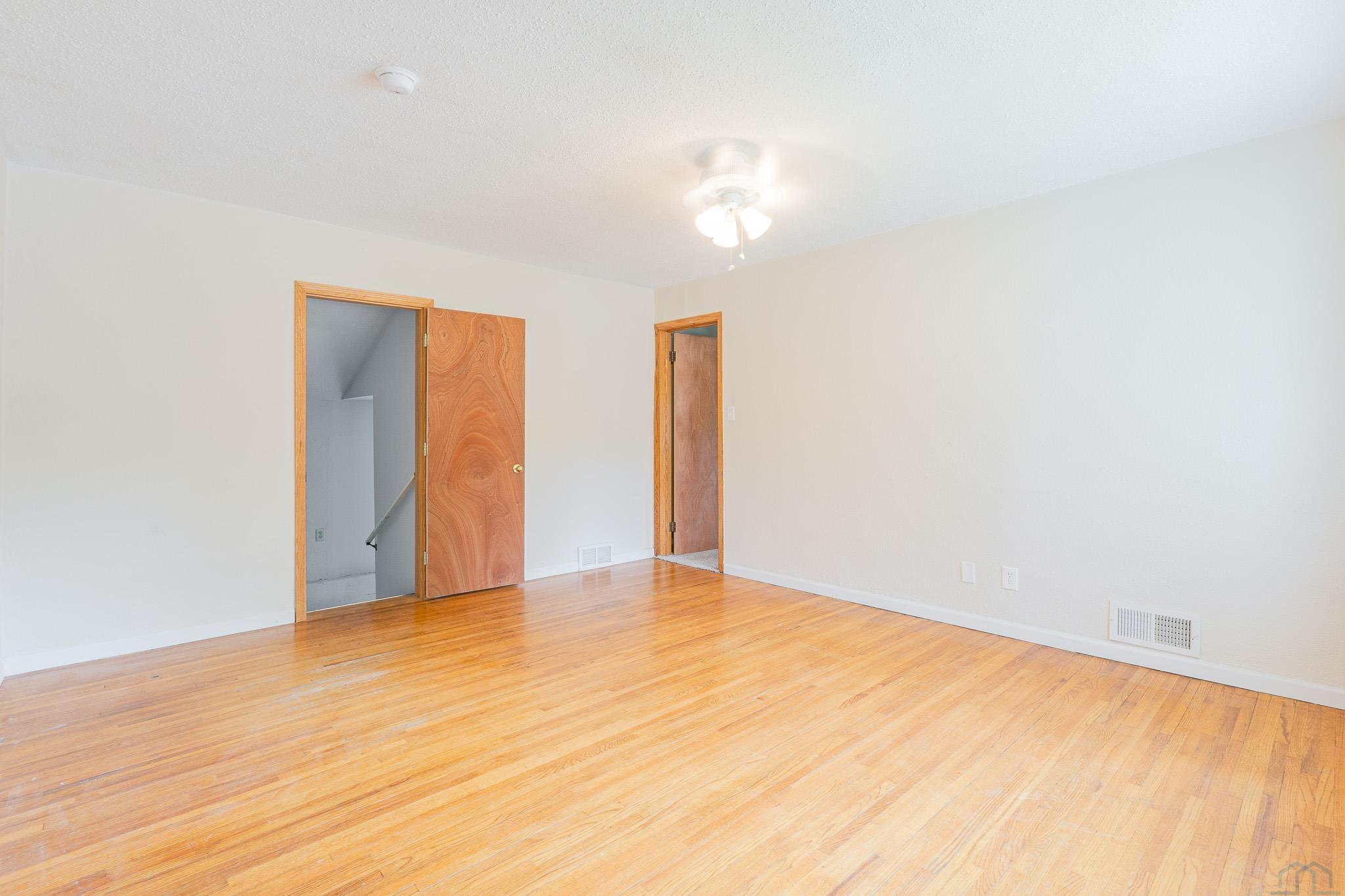 MLS #833049