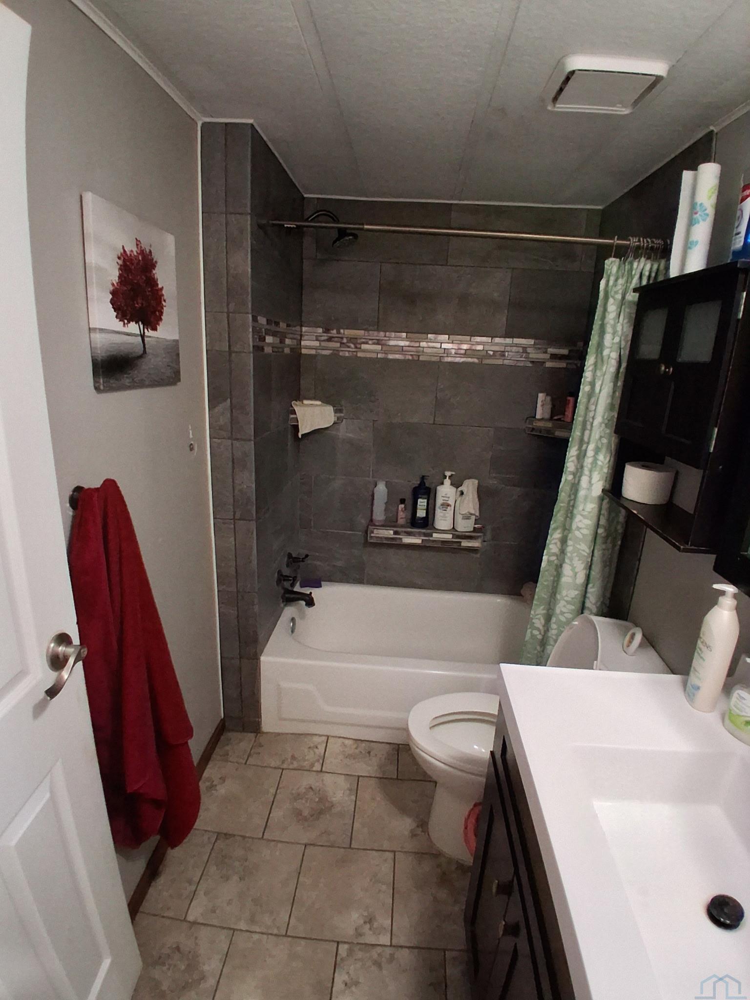 MLS #833058
