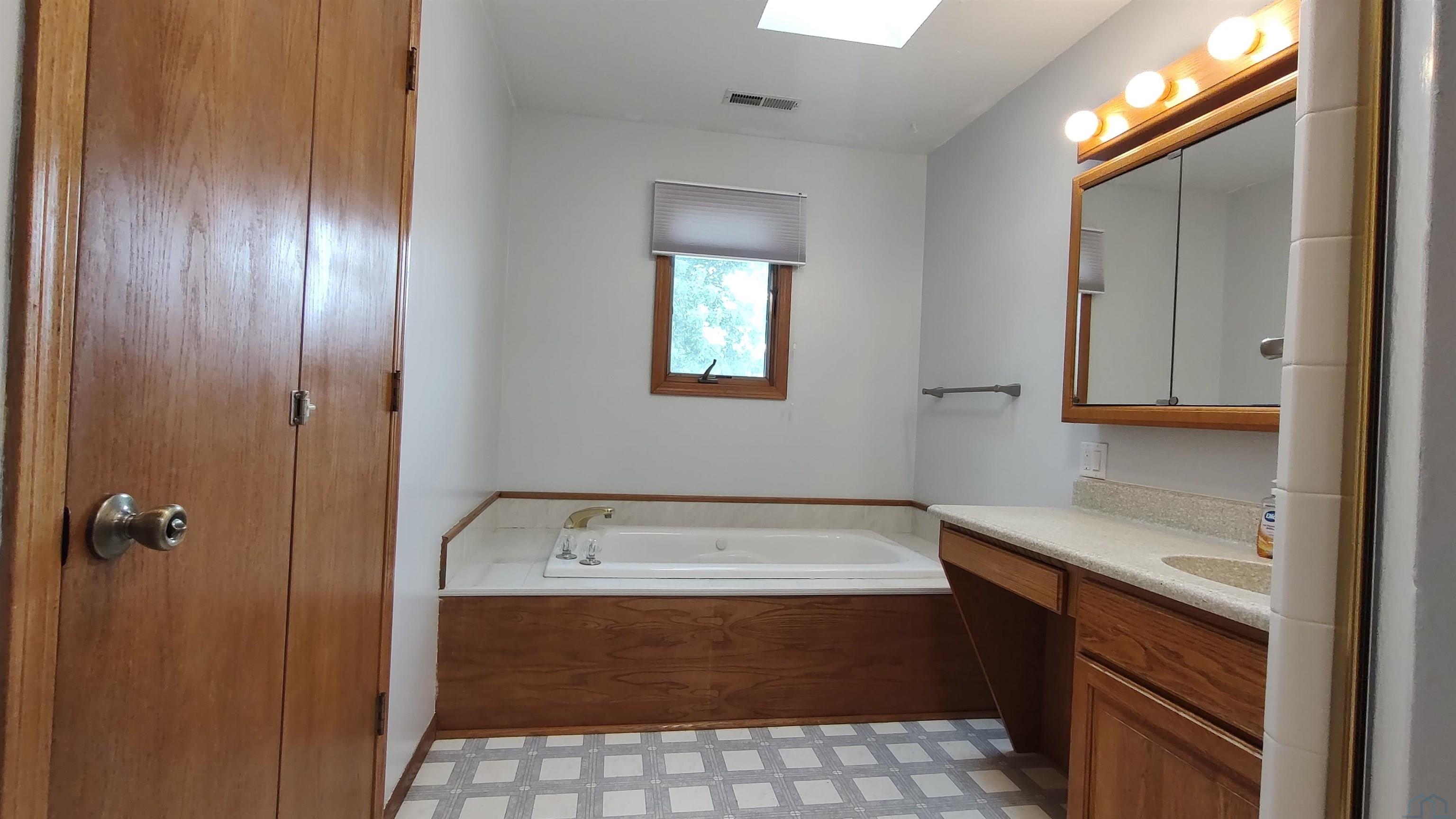 MLS #833062
