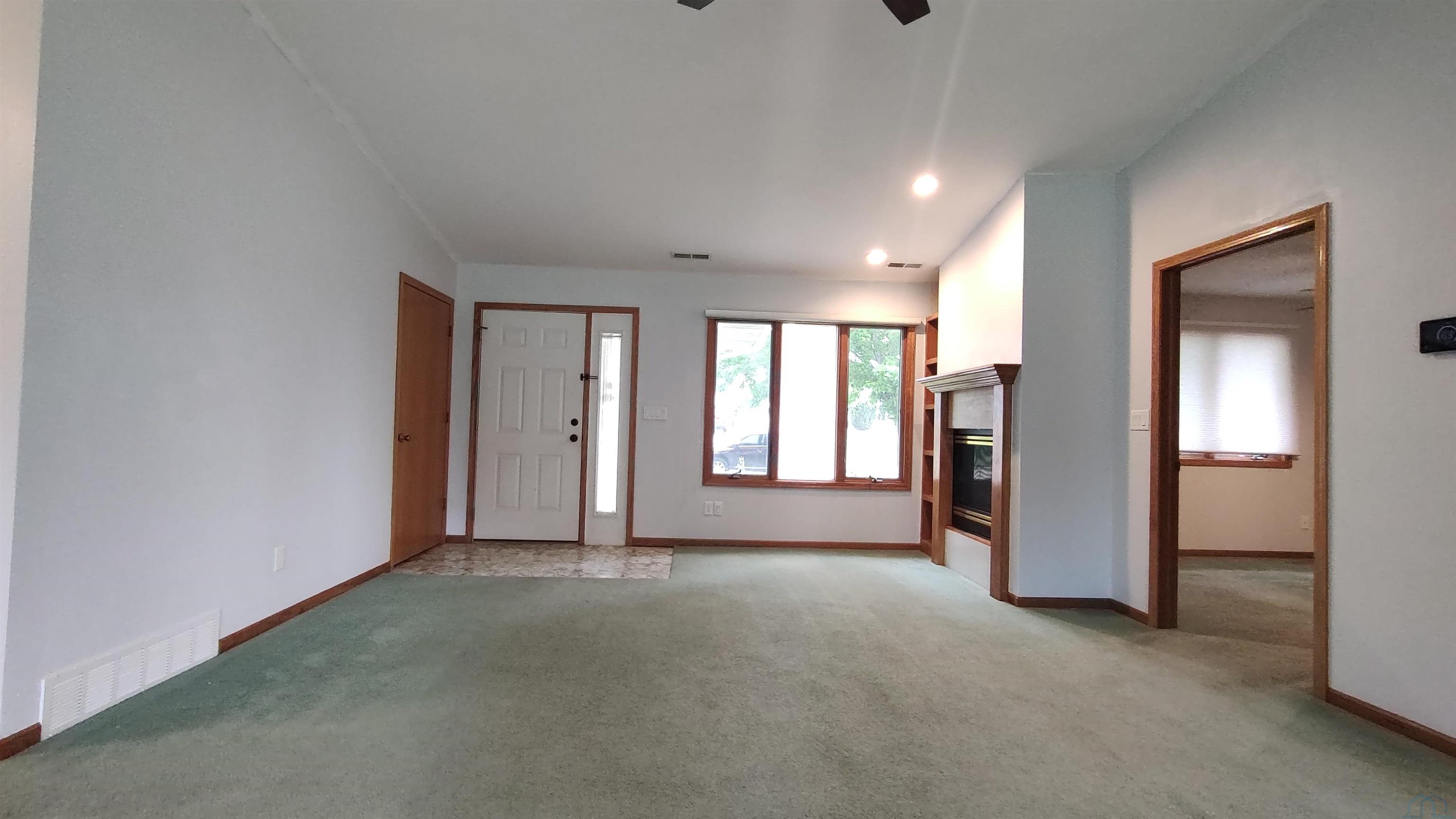 MLS #833062