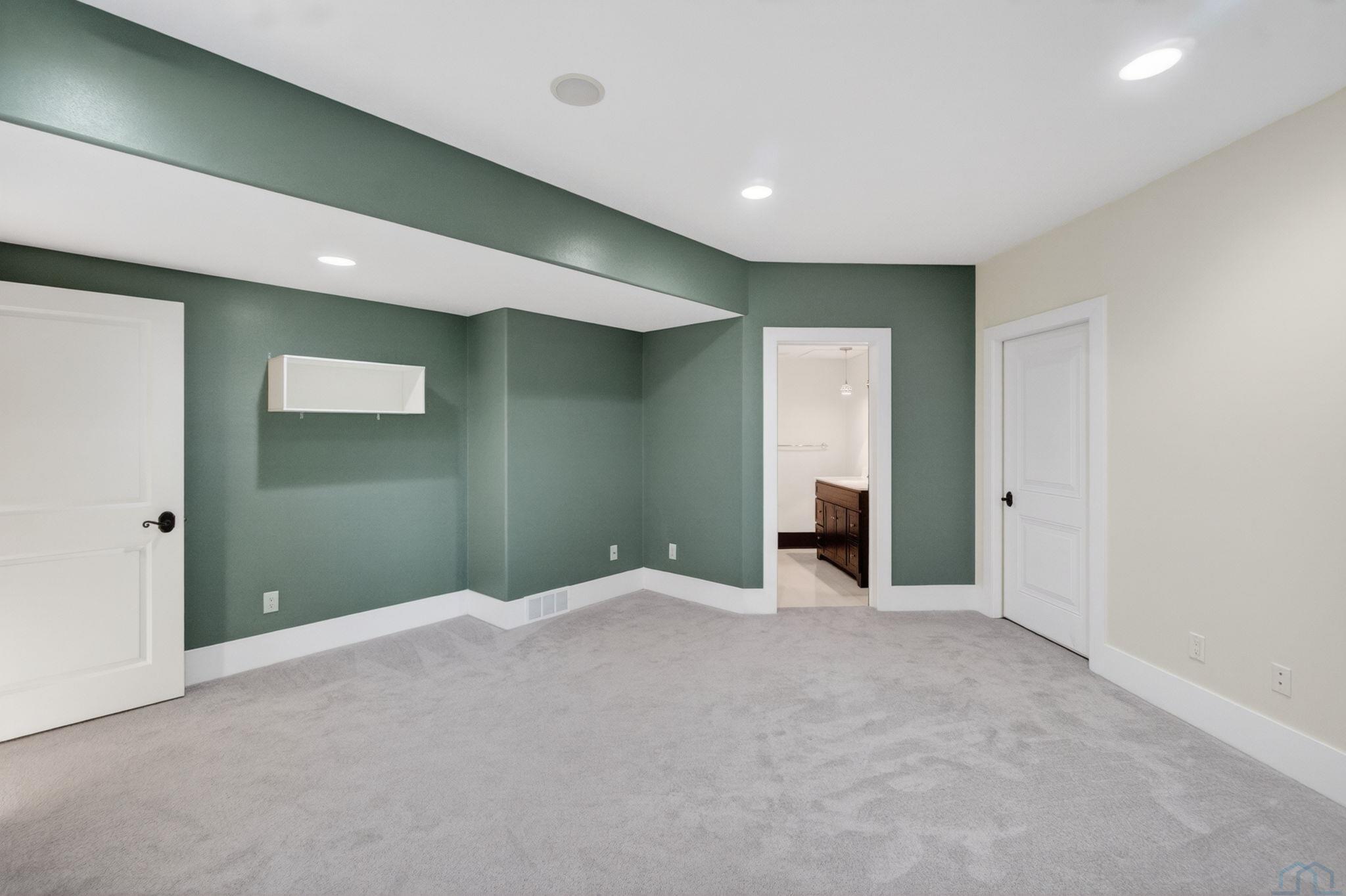 MLS #833069