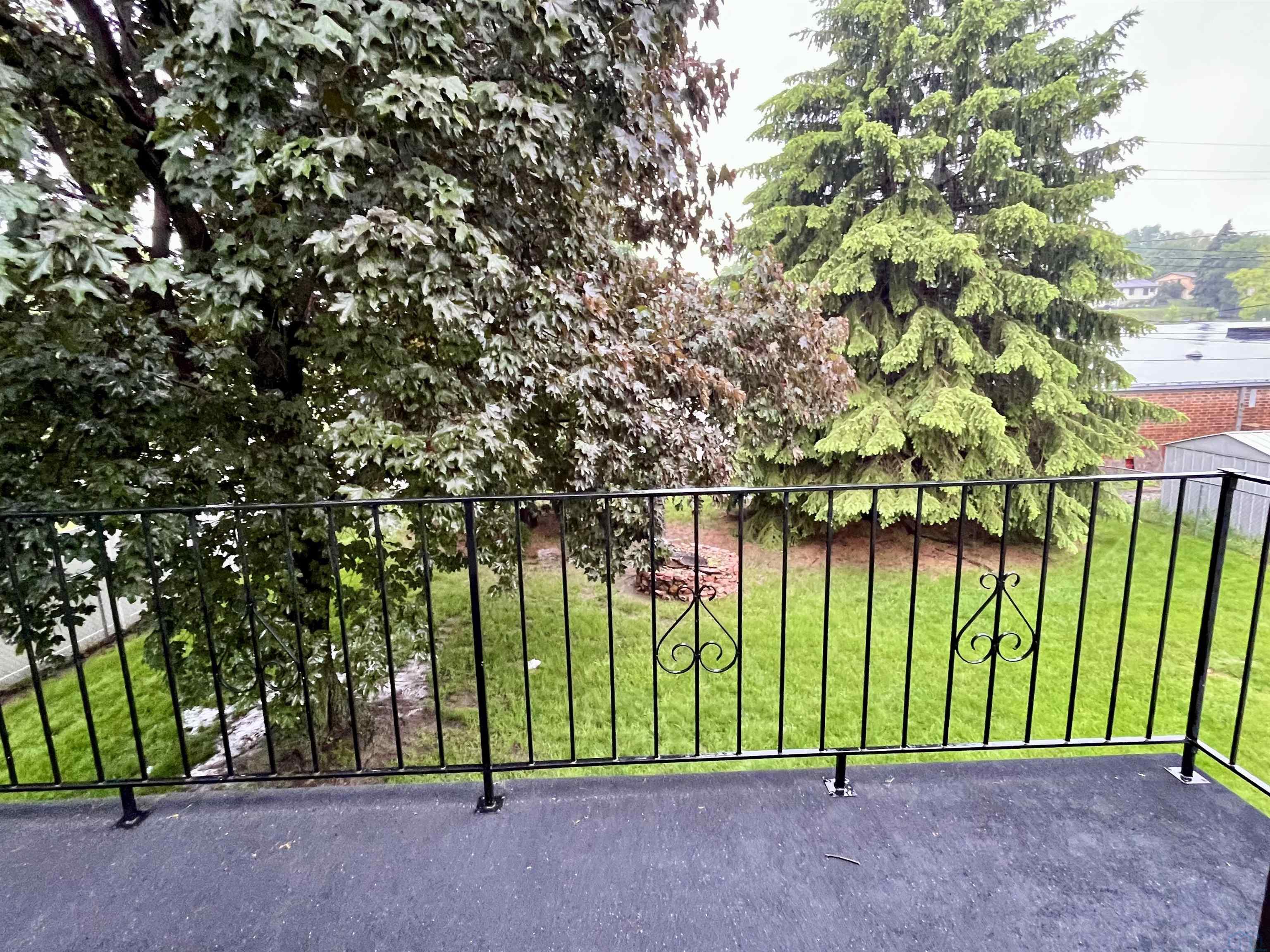 MLS #833077