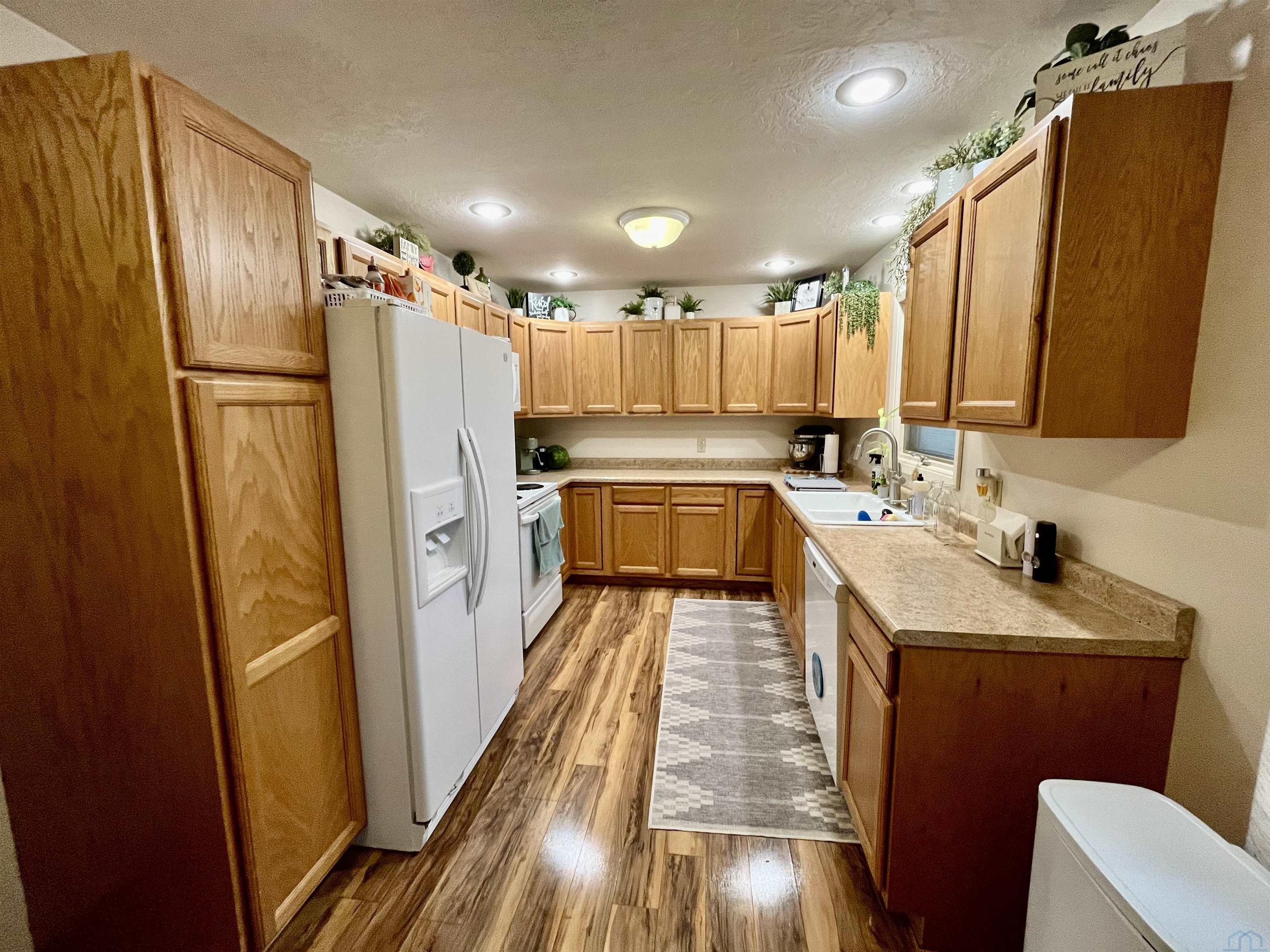 MLS #833077